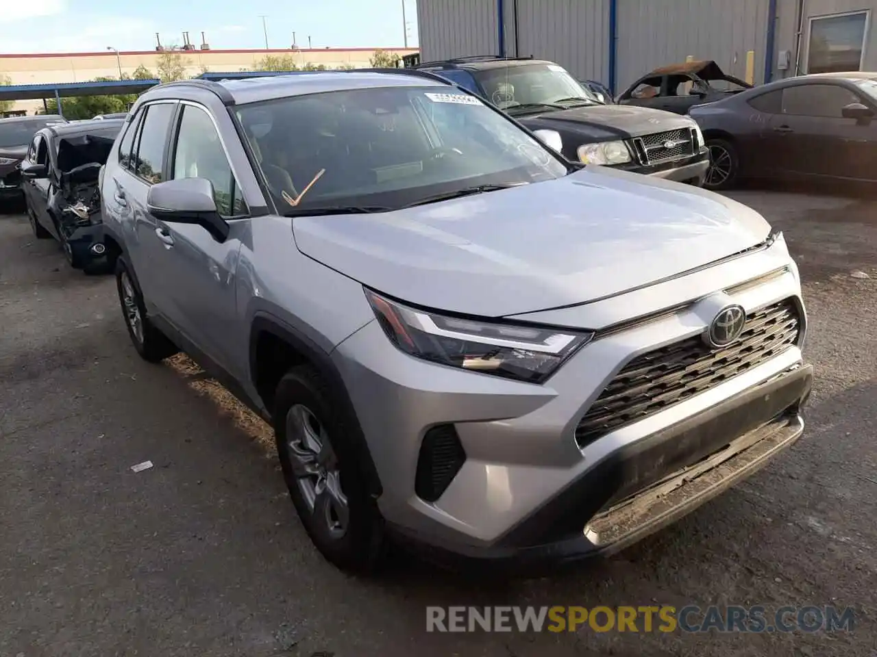 1 Photograph of a damaged car 2T3W1RFV6NW192171 TOYOTA RAV4 2022