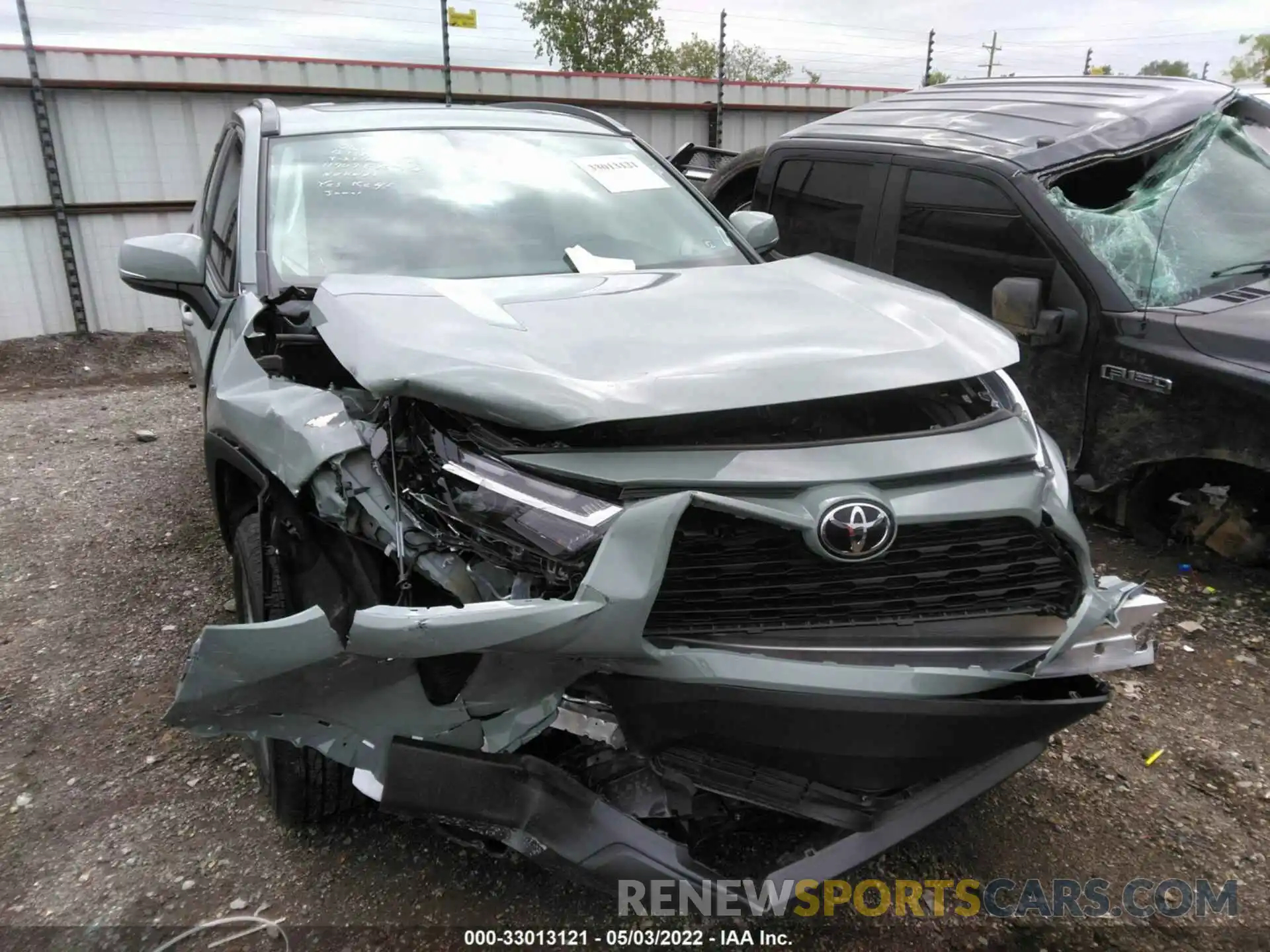 6 Photograph of a damaged car 2T3W1RFV7NW188162 TOYOTA RAV4 2022