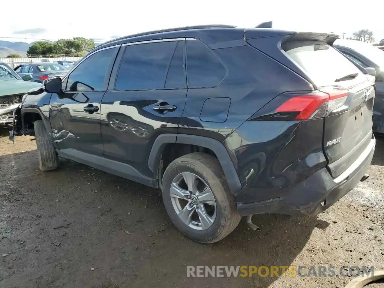 2 Photograph of a damaged car 2T3W1RFV7NW216266 TOYOTA RAV4 2022