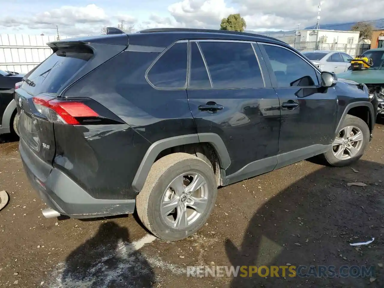 3 Photograph of a damaged car 2T3W1RFV7NW216266 TOYOTA RAV4 2022