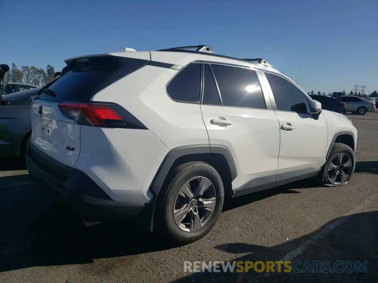 3 Photograph of a damaged car 2T3W1RFV9NC185748 TOYOTA RAV4 2022