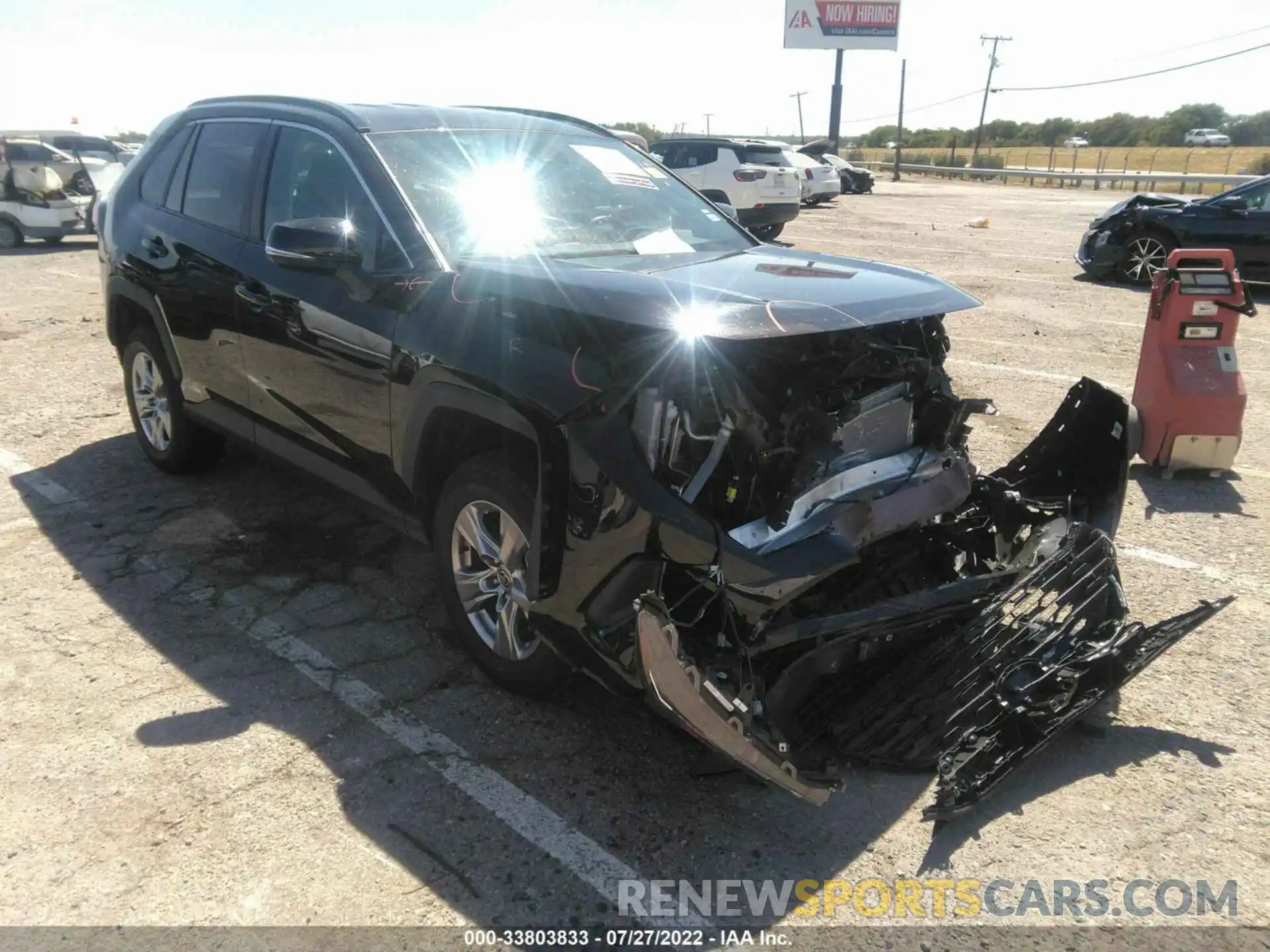 1 Photograph of a damaged car 2T3W1RFV9NW203471 TOYOTA RAV4 2022