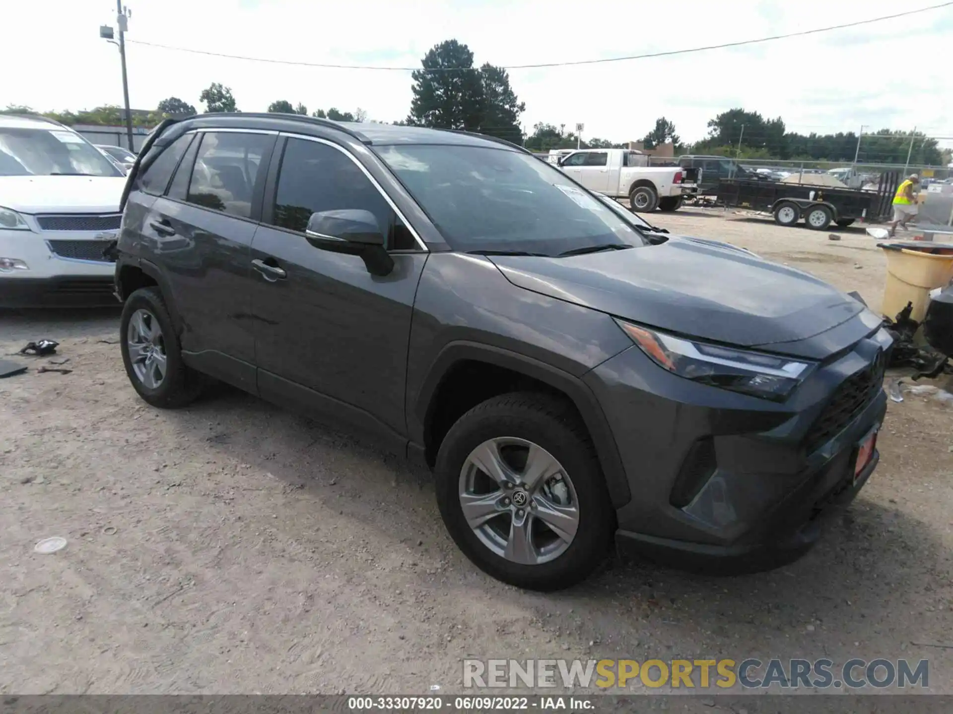 1 Photograph of a damaged car 2T3W1RFVXNC183510 TOYOTA RAV4 2022