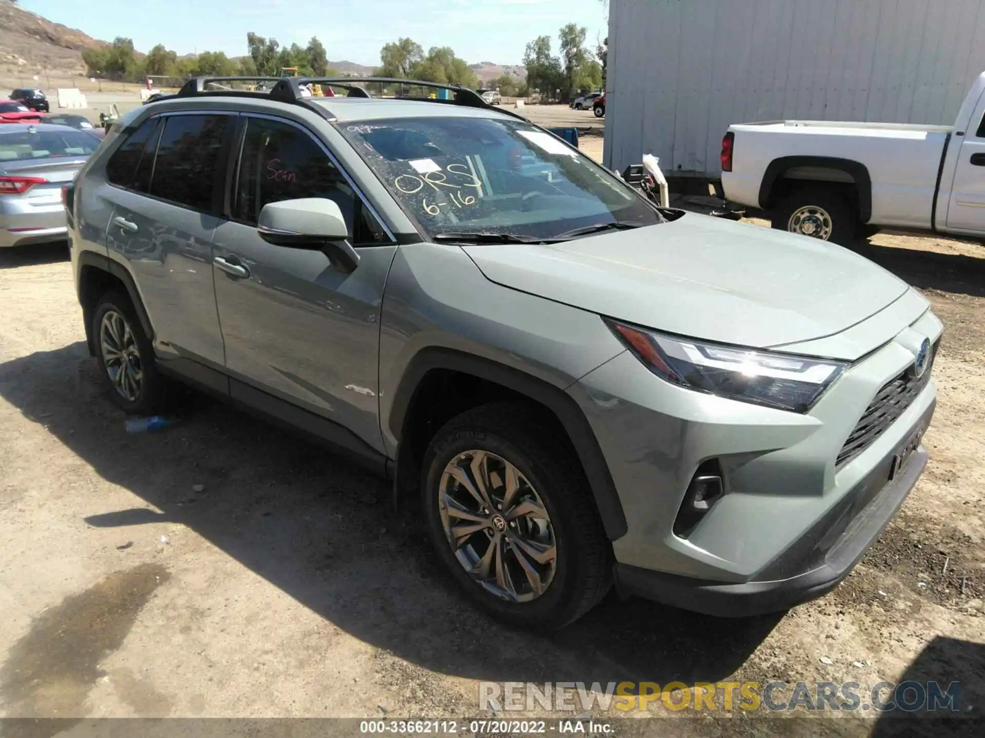 1 Photograph of a damaged car 4T3B6RFV0NU074794 TOYOTA RAV4 2022