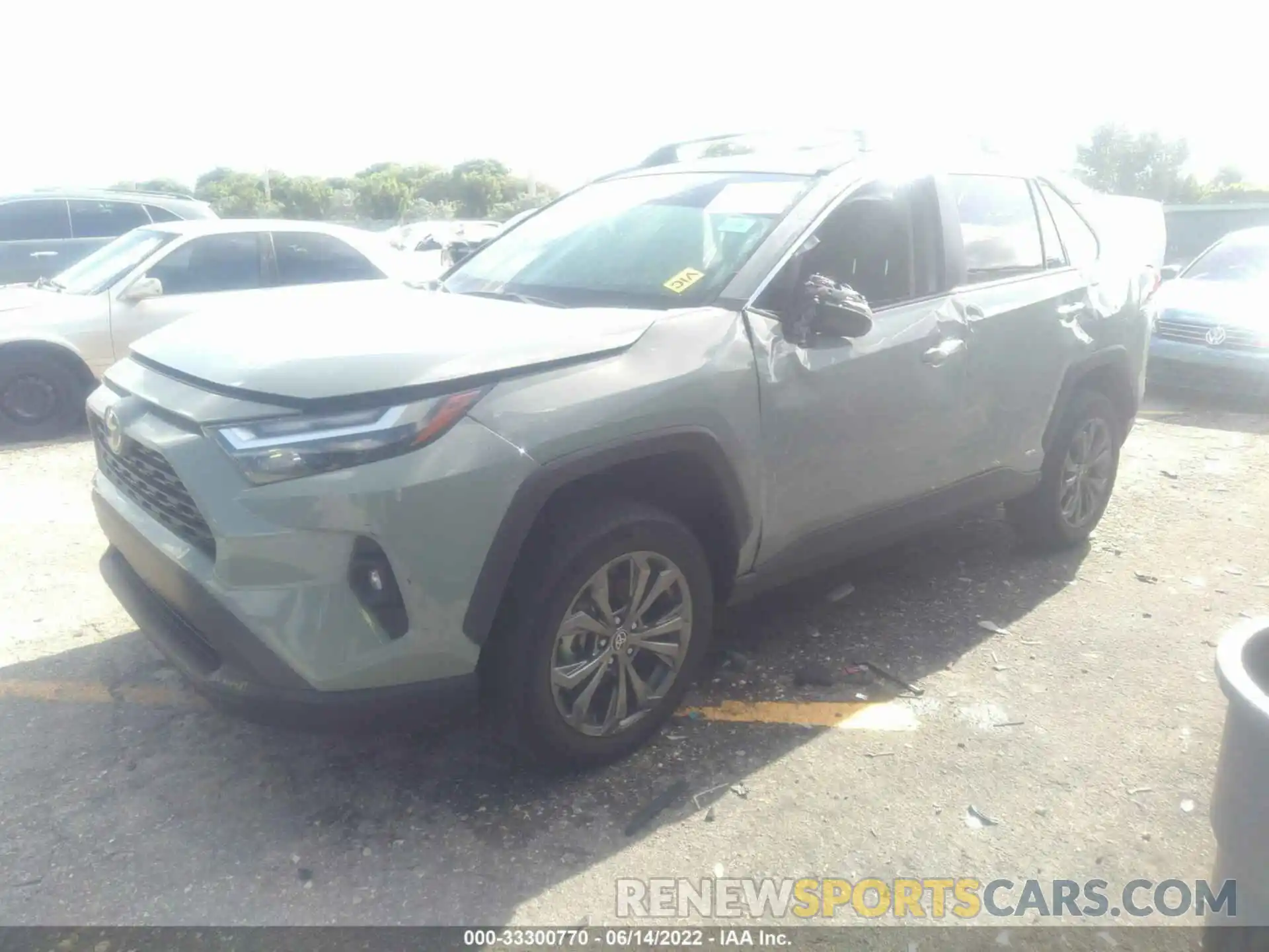 2 Photograph of a damaged car 4T3B6RFV1NU073380 TOYOTA RAV4 2022