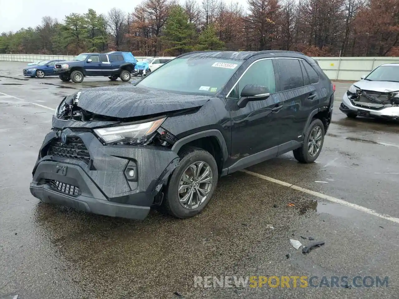 1 Photograph of a damaged car 4T3B6RFV1NU103137 TOYOTA RAV4 2022