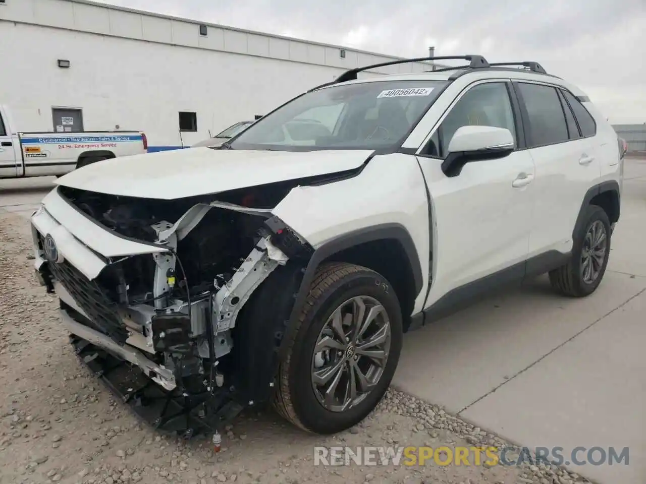 2 Photograph of a damaged car 4T3B6RFV8NU069021 TOYOTA RAV4 2022