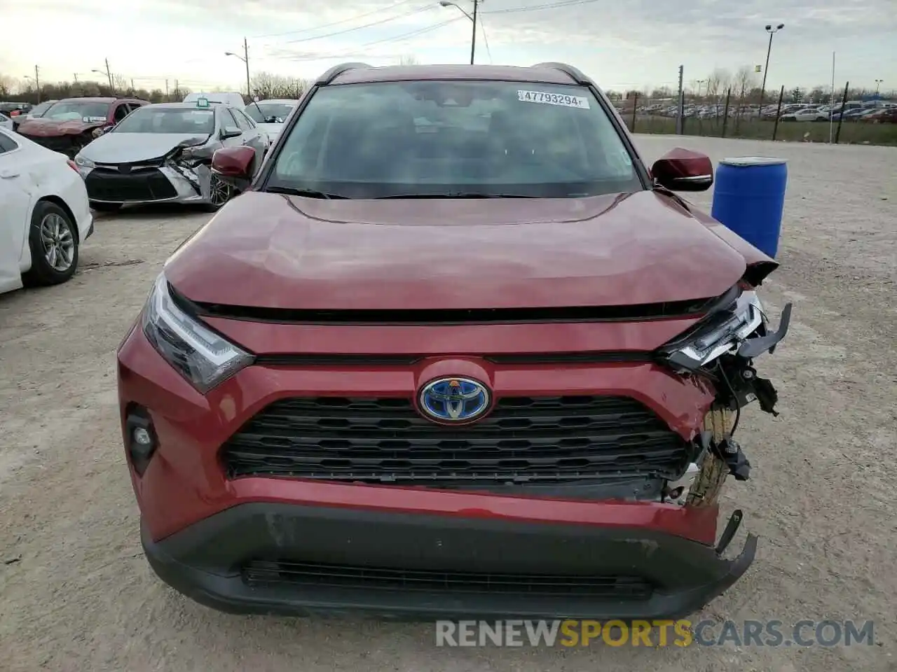 5 Photograph of a damaged car 4T3B6RFV9NU093375 TOYOTA RAV4 2022