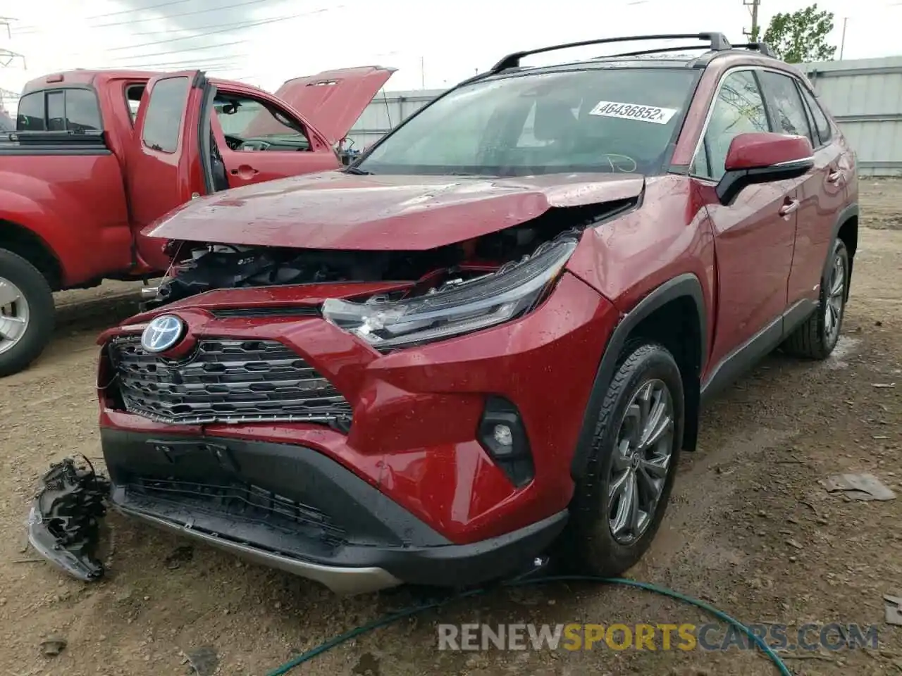 2 Photograph of a damaged car 4T3D6RFV1NU075722 TOYOTA RAV4 2022