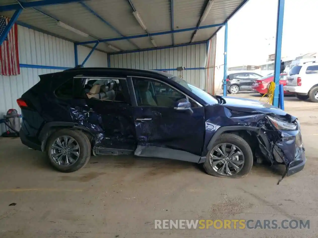 9 Photograph of a damaged car 4T3D6RFV2NU066897 TOYOTA RAV4 2022