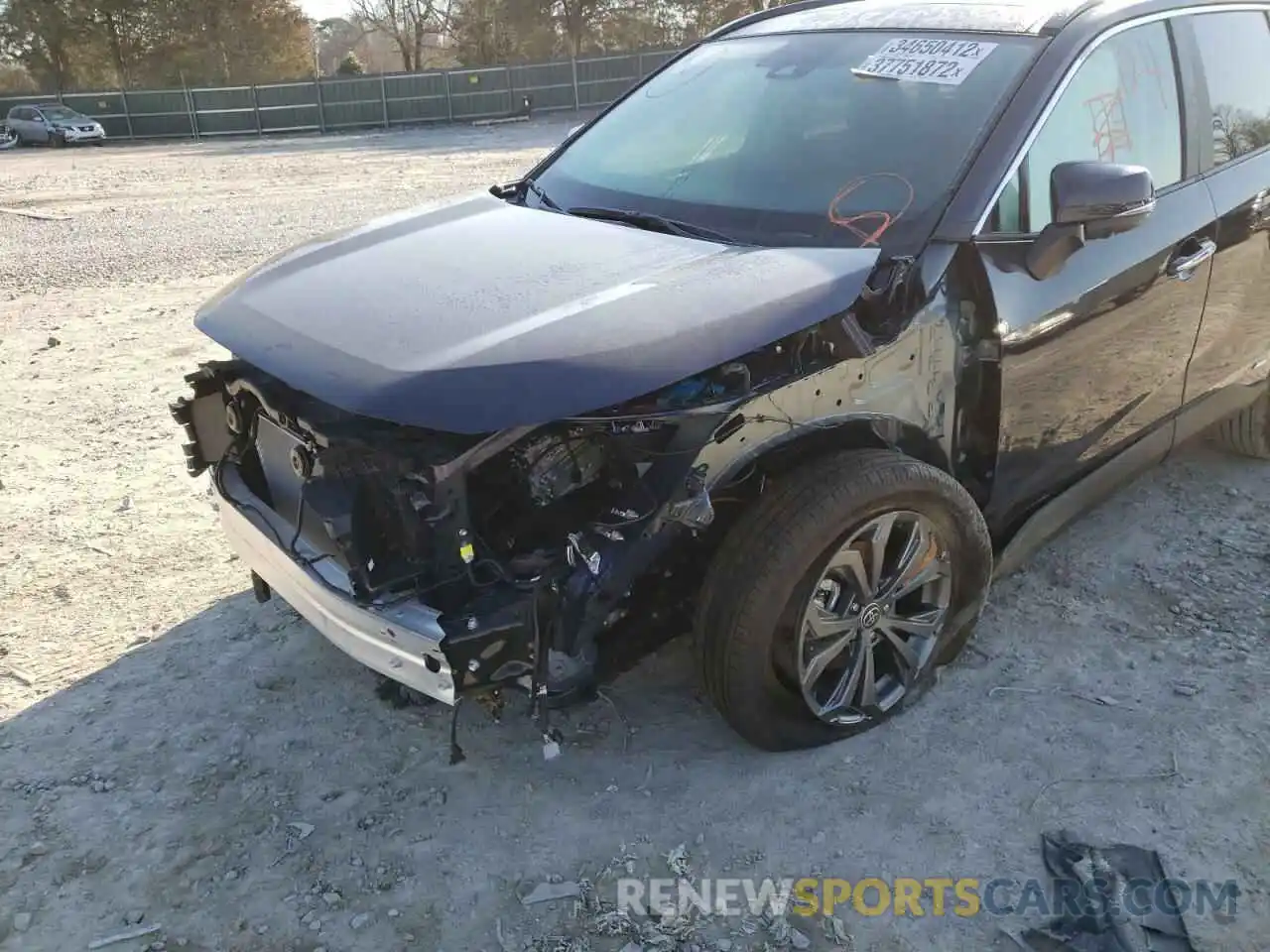 8 Photograph of a damaged car 4T3D6RFV2NU068164 TOYOTA RAV4 2022