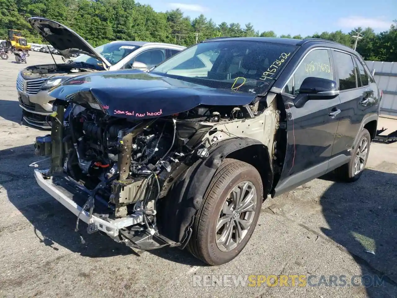 2 Photograph of a damaged car 4T3D6RFV2NU069072 TOYOTA RAV4 2022