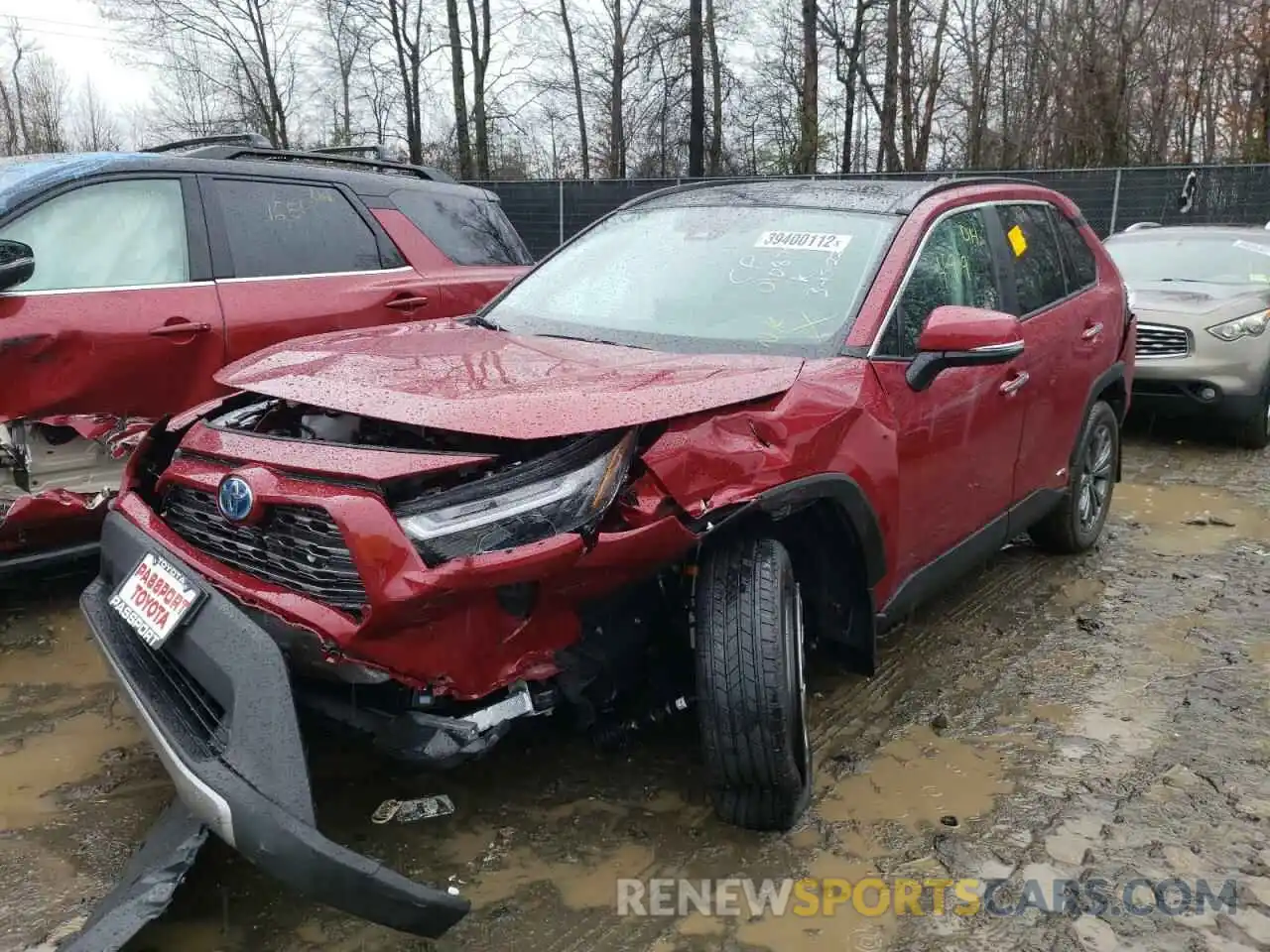 2 Photograph of a damaged car 4T3D6RFV5NU070989 TOYOTA RAV4 2022