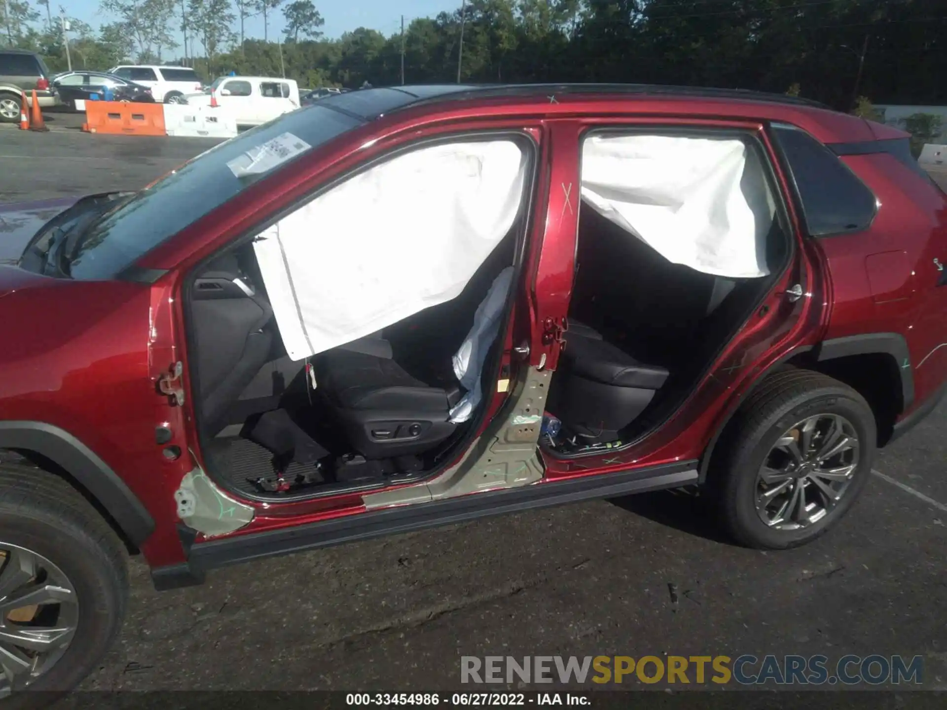 6 Photograph of a damaged car 4T3D6RFV5NU071298 TOYOTA RAV4 2022