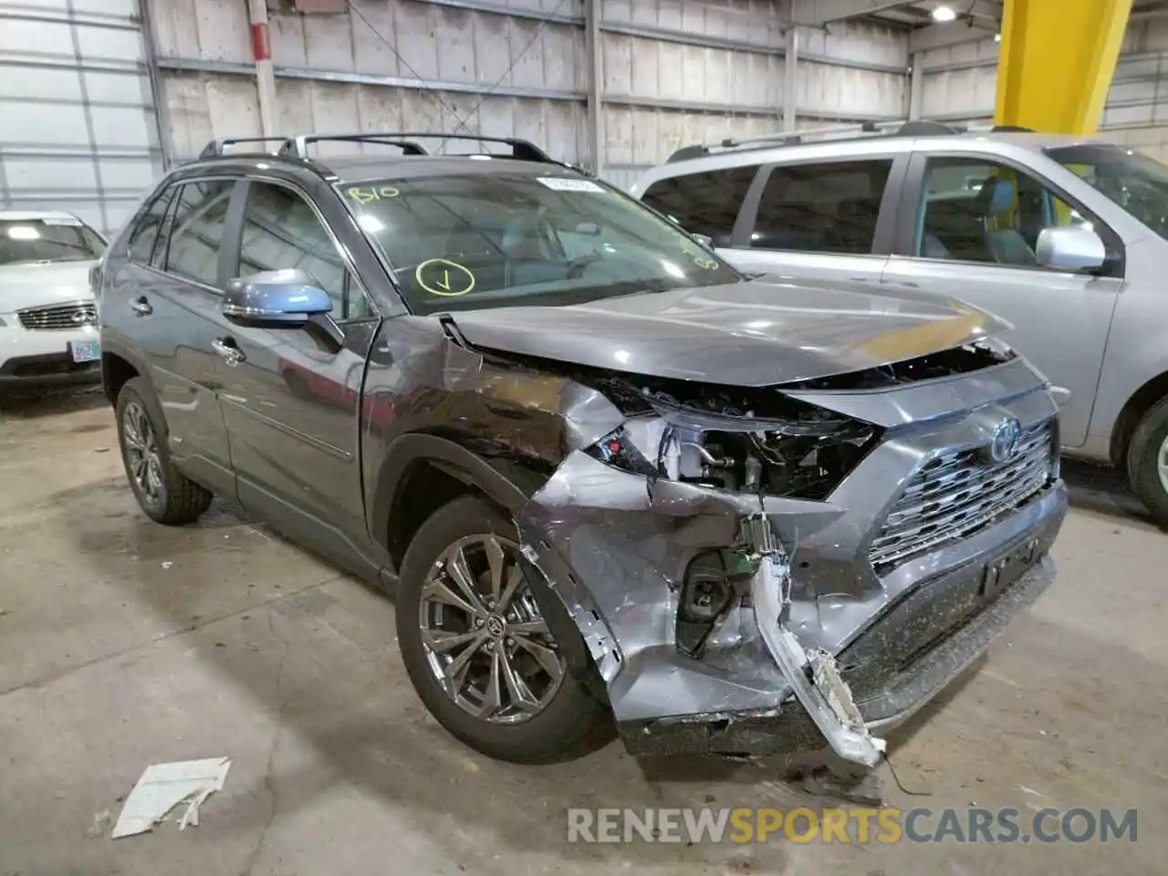 1 Photograph of a damaged car 4T3D6RFV5NU073276 TOYOTA RAV4 2022