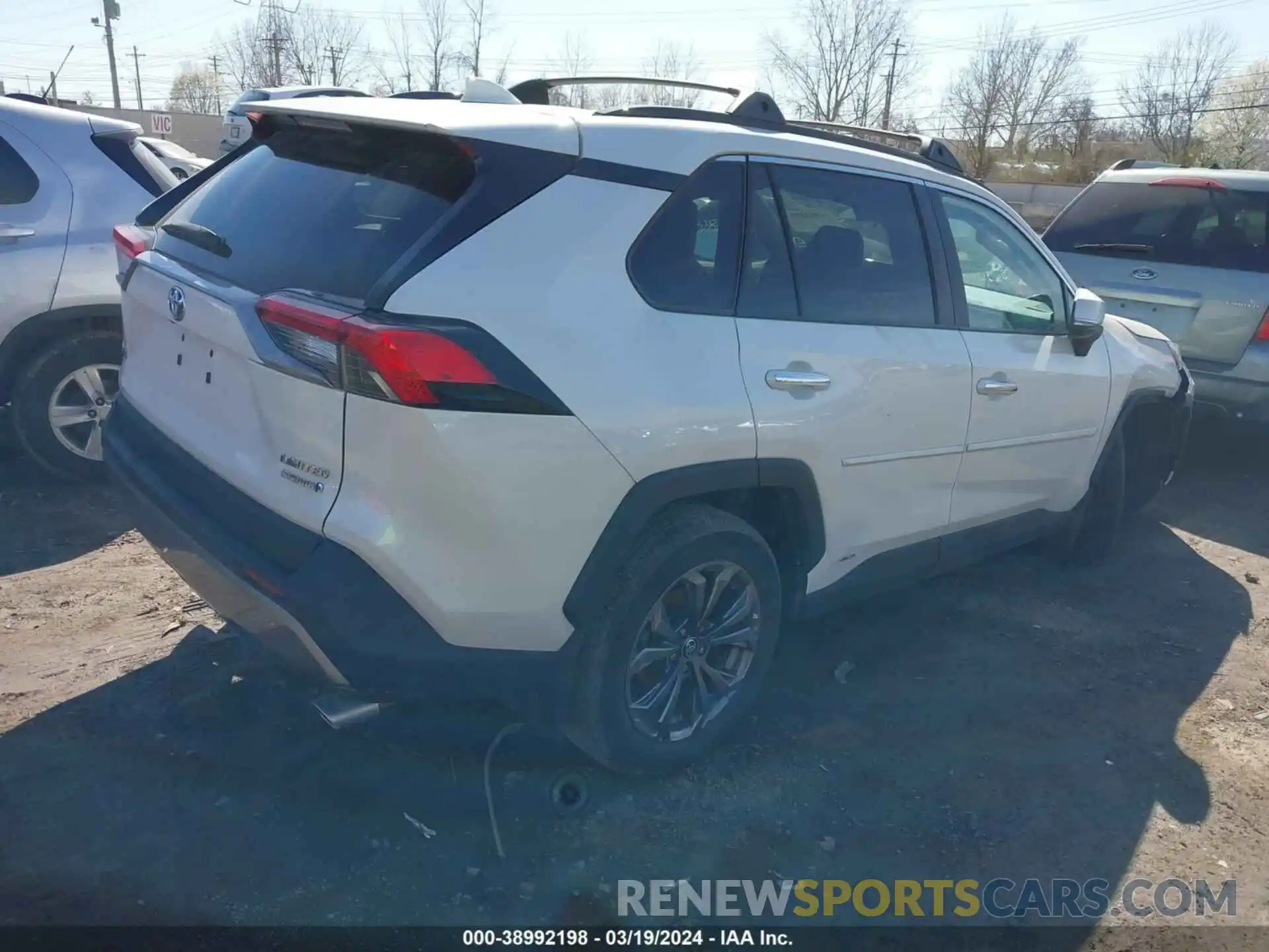 4 Photograph of a damaged car 4T3D6RFV6NU068295 TOYOTA RAV4 2022