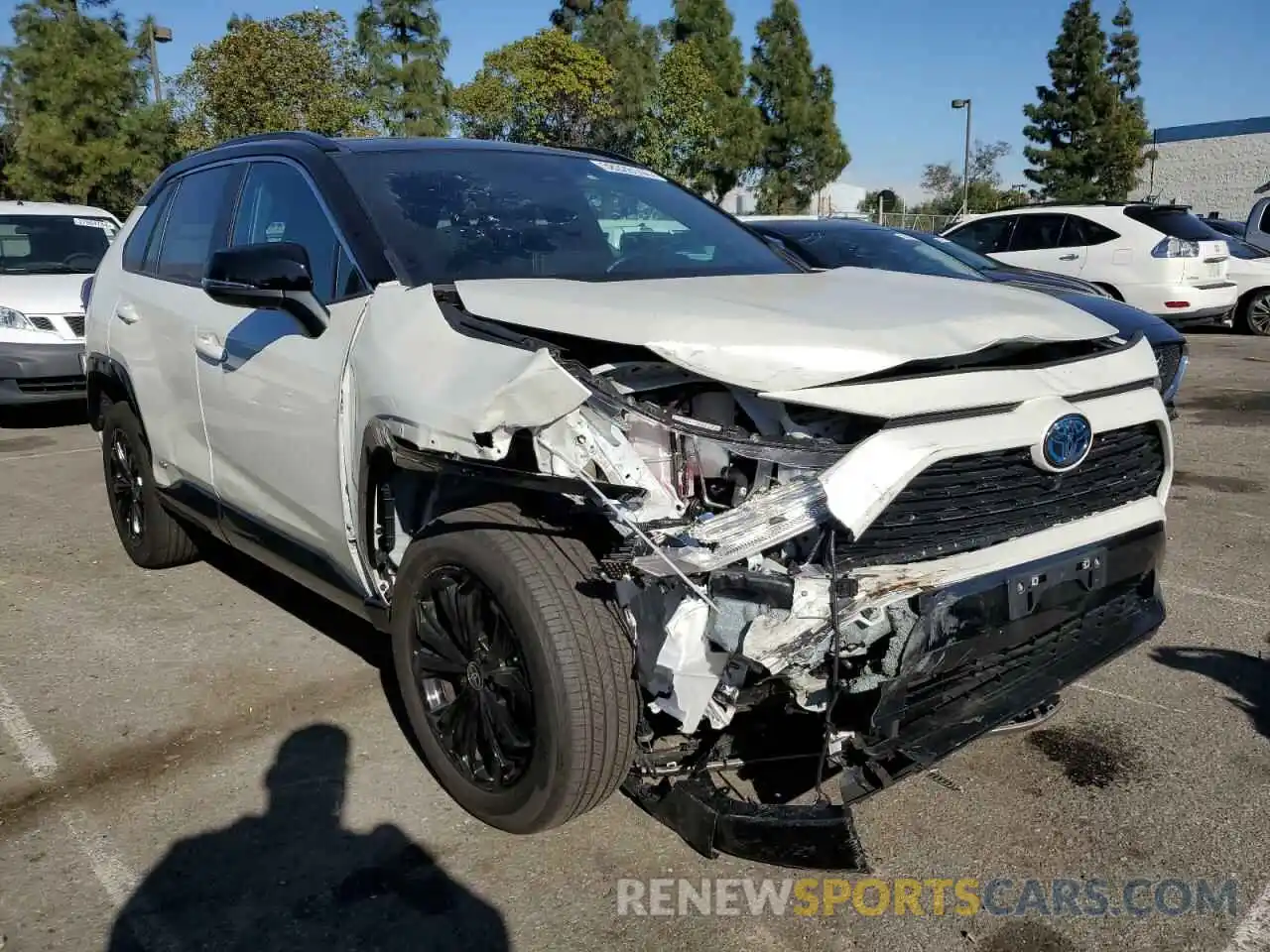 4 Photograph of a damaged car 4T3E6RFV0NU087672 TOYOTA RAV4 2022