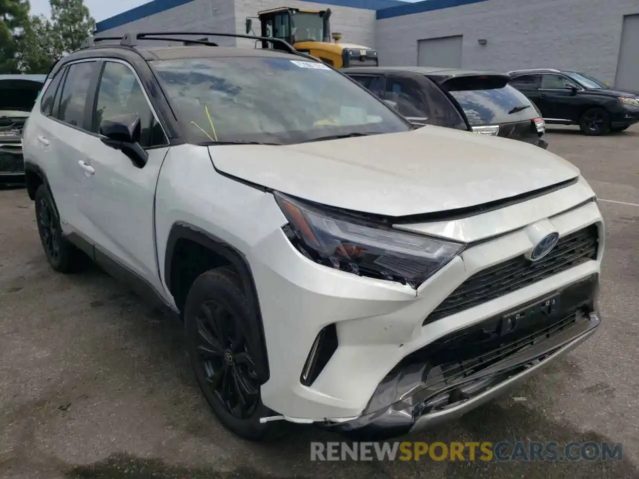 1 Photograph of a damaged car 4T3E6RFV1NU075482 TOYOTA RAV4 2022