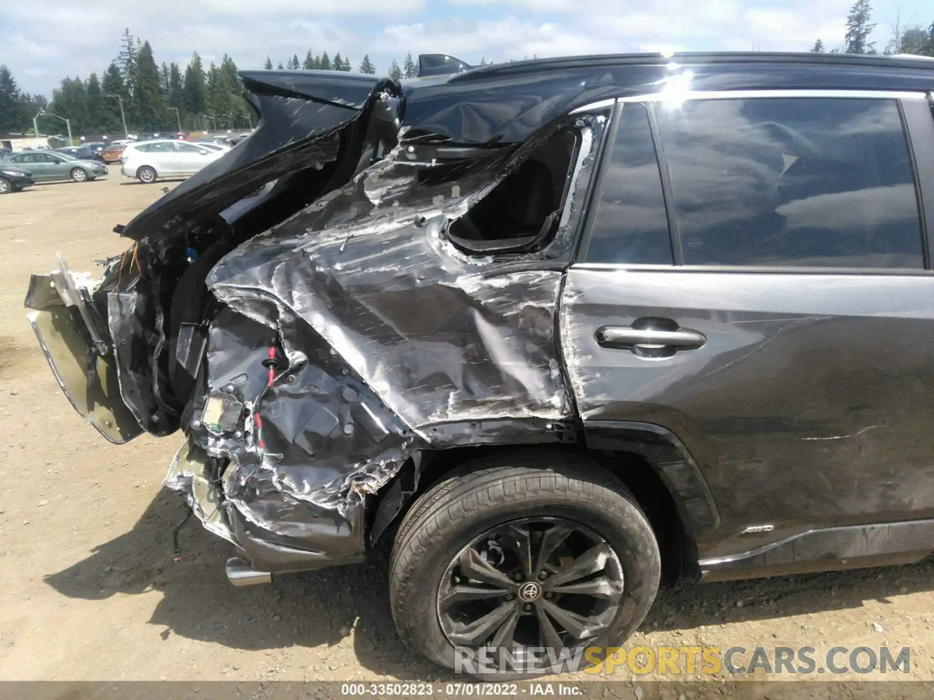 6 Photograph of a damaged car 4T3E6RFV5NU076604 TOYOTA RAV4 2022