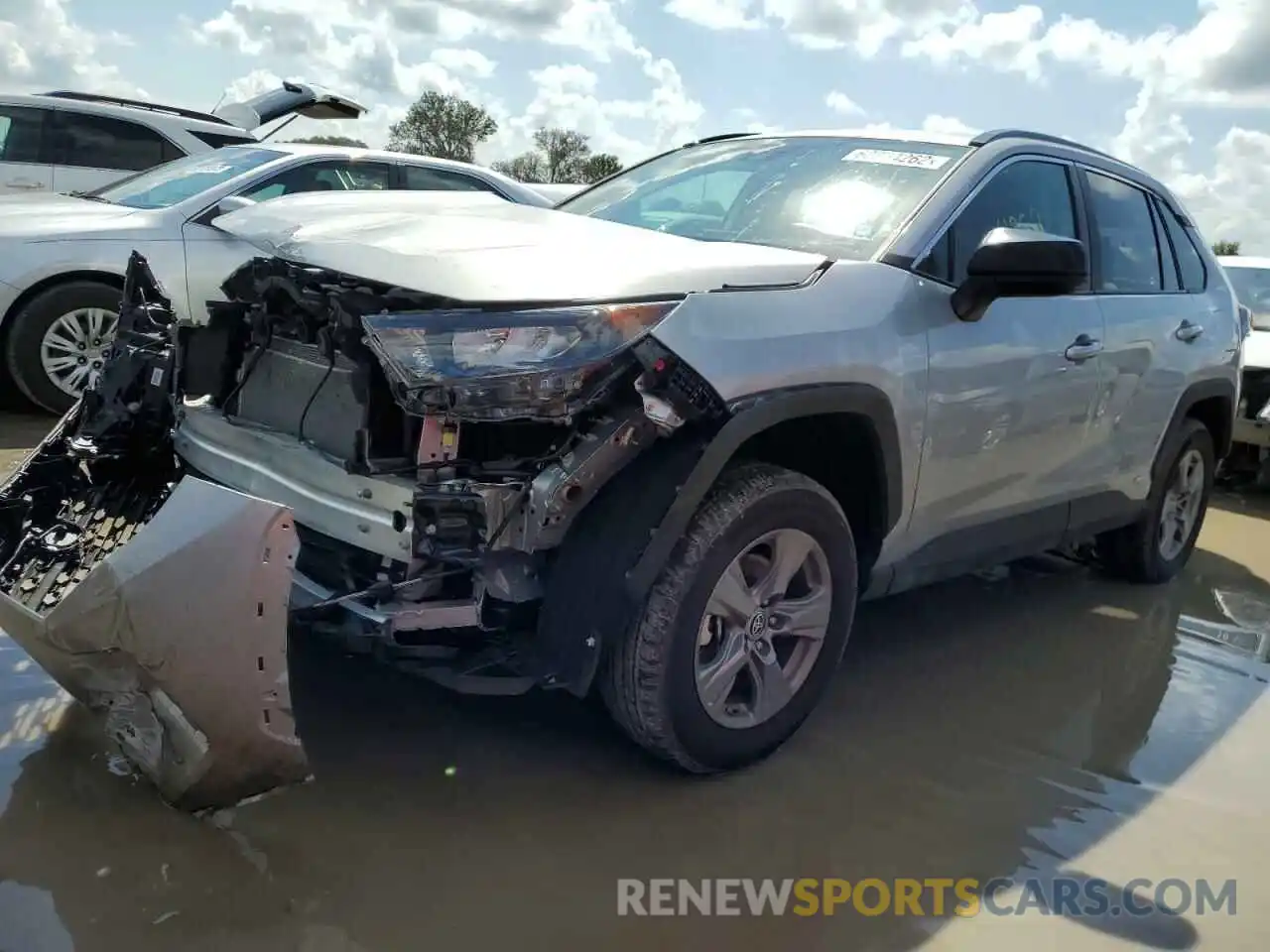 2 Photograph of a damaged car 4T3LWRFV1NU065820 TOYOTA RAV4 2022