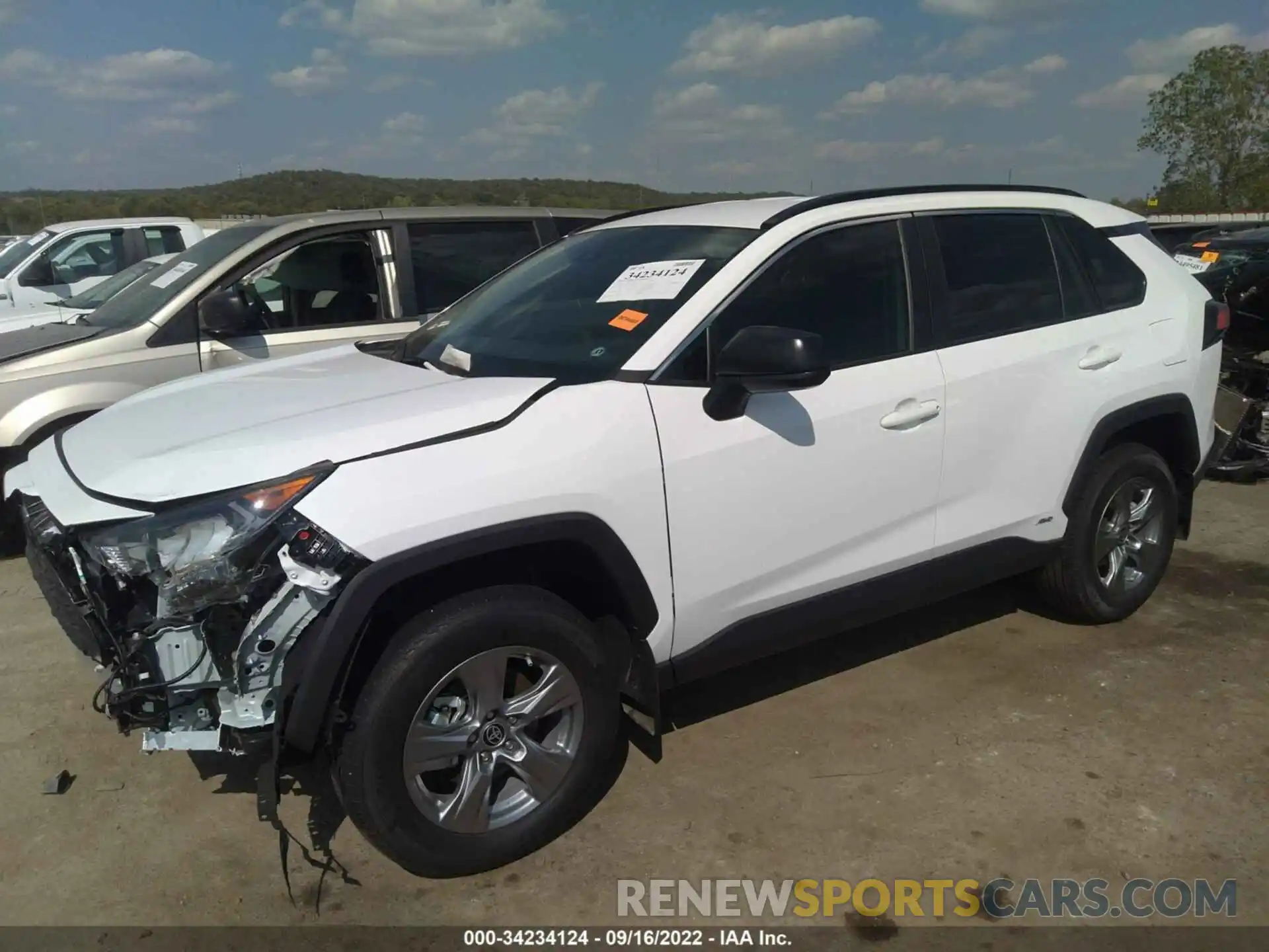 2 Photograph of a damaged car 4T3LWRFV6NU067711 TOYOTA RAV4 2022