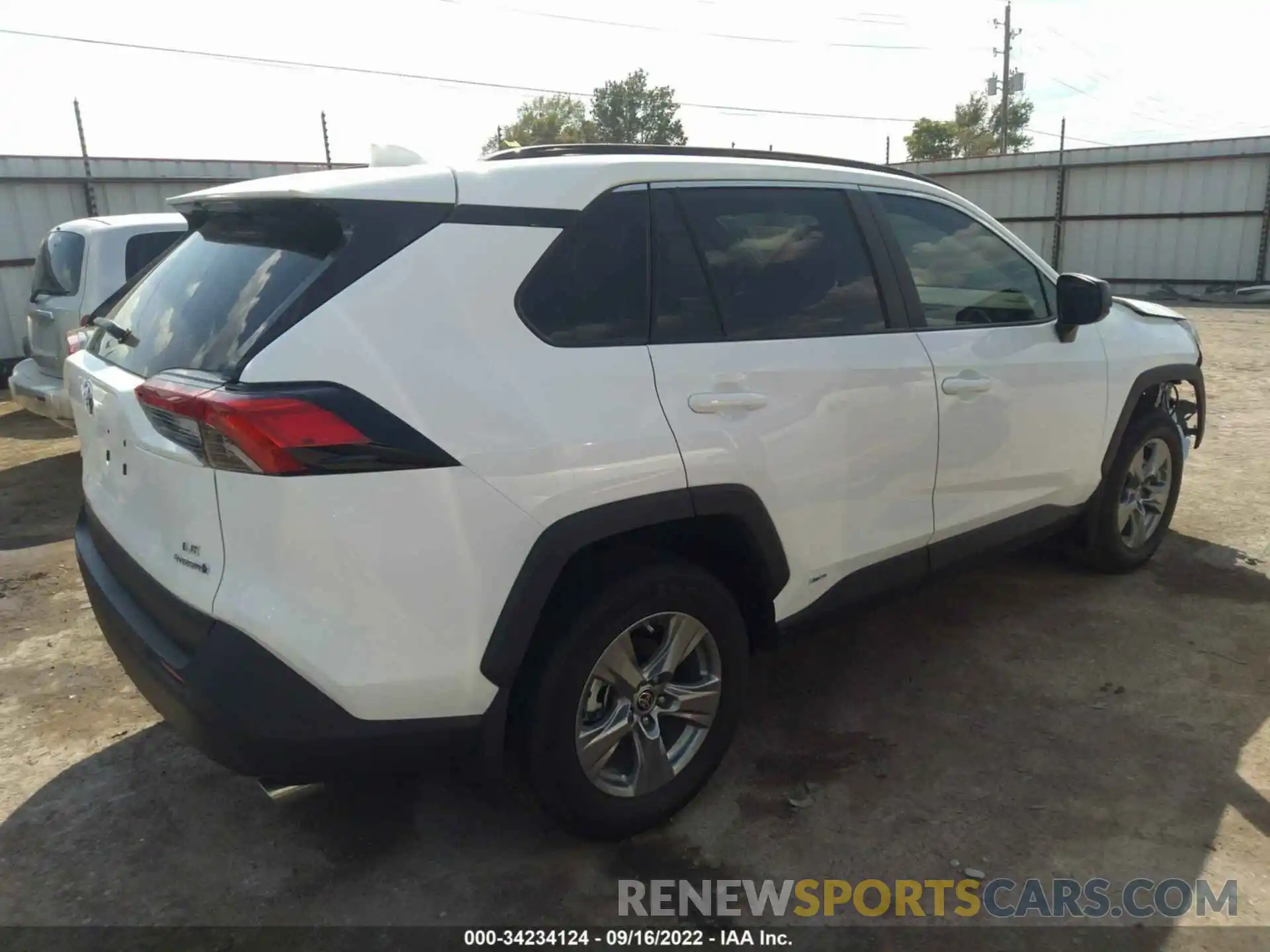 4 Photograph of a damaged car 4T3LWRFV6NU067711 TOYOTA RAV4 2022