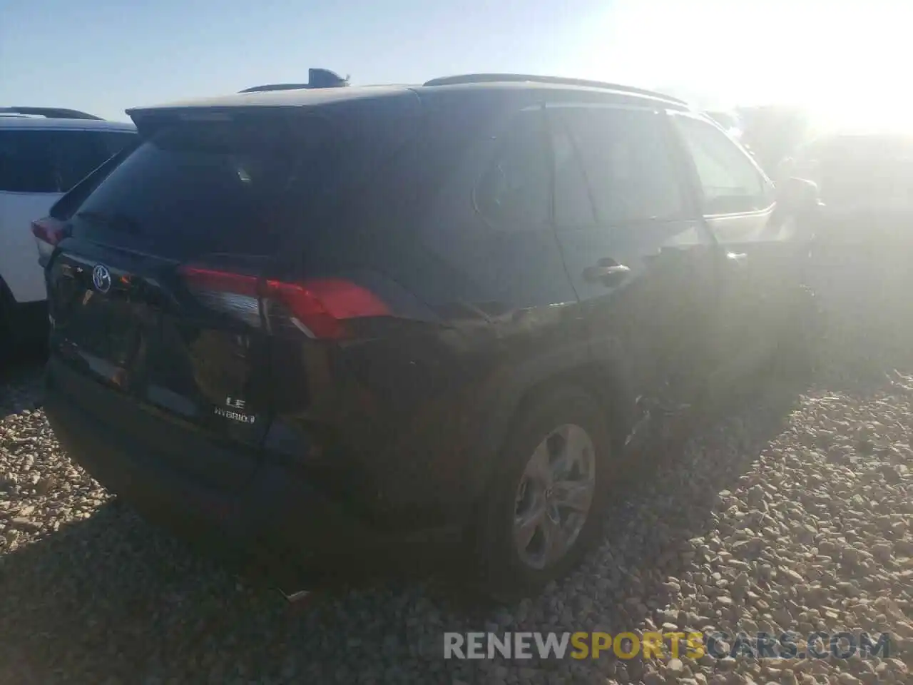 4 Photograph of a damaged car 4T3MWRFV3NU051843 TOYOTA RAV4 2022