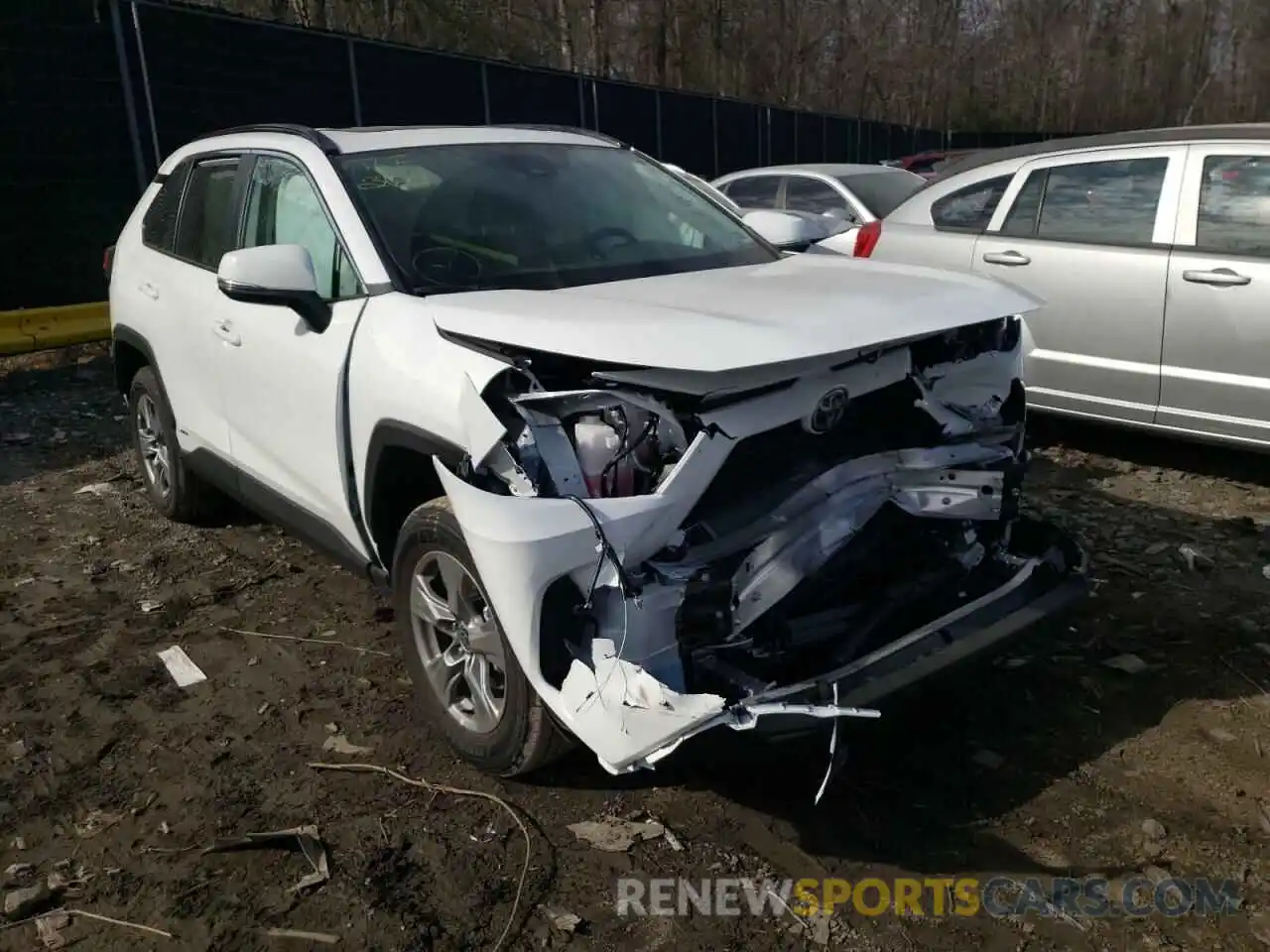 1 Photograph of a damaged car 4T3RWRFV0NU053992 TOYOTA RAV4 2022