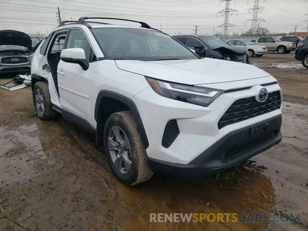 1 Photograph of a damaged car 4T3RWRFV0NU064586 TOYOTA RAV4 2022