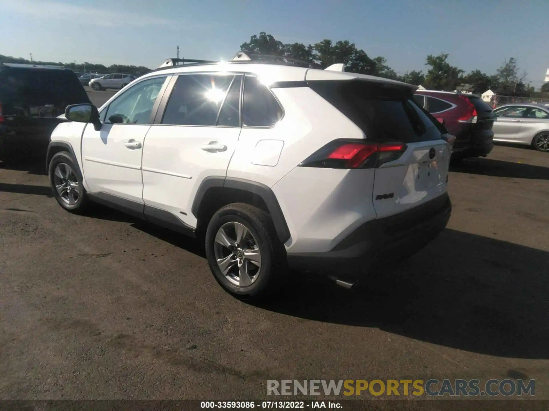 3 Photograph of a damaged car 4T3RWRFV2NU060555 TOYOTA RAV4 2022