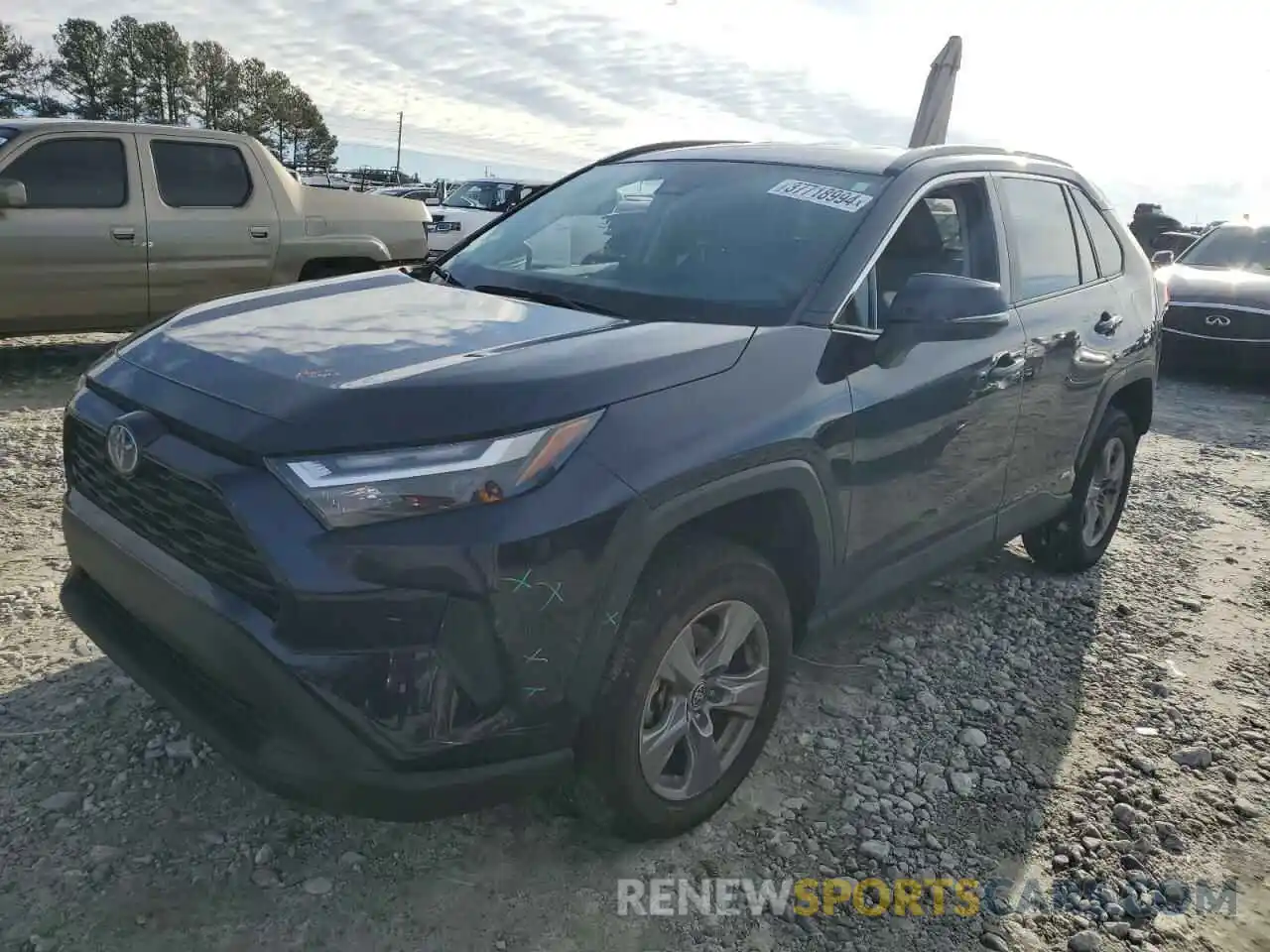 1 Photograph of a damaged car 4T3RWRFV2NU065075 TOYOTA RAV4 2022