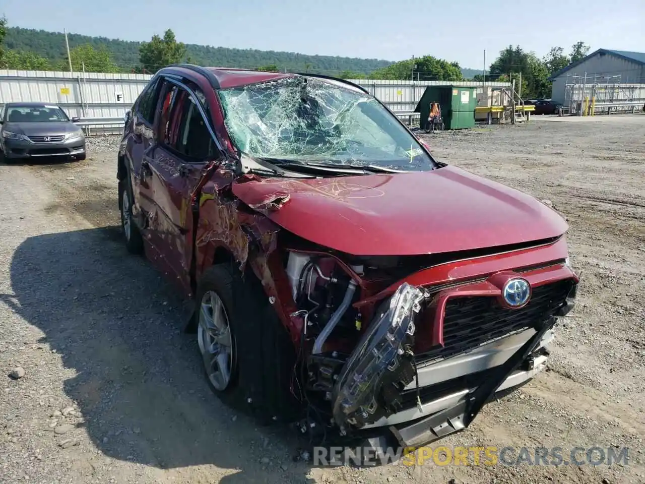 1 Photograph of a damaged car 4T3RWRFV4NU055034 TOYOTA RAV4 2022