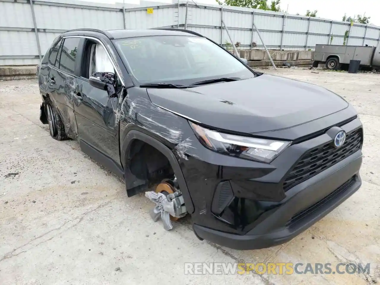 9 Photograph of a damaged car 4T3RWRFV6NU052412 TOYOTA RAV4 2022