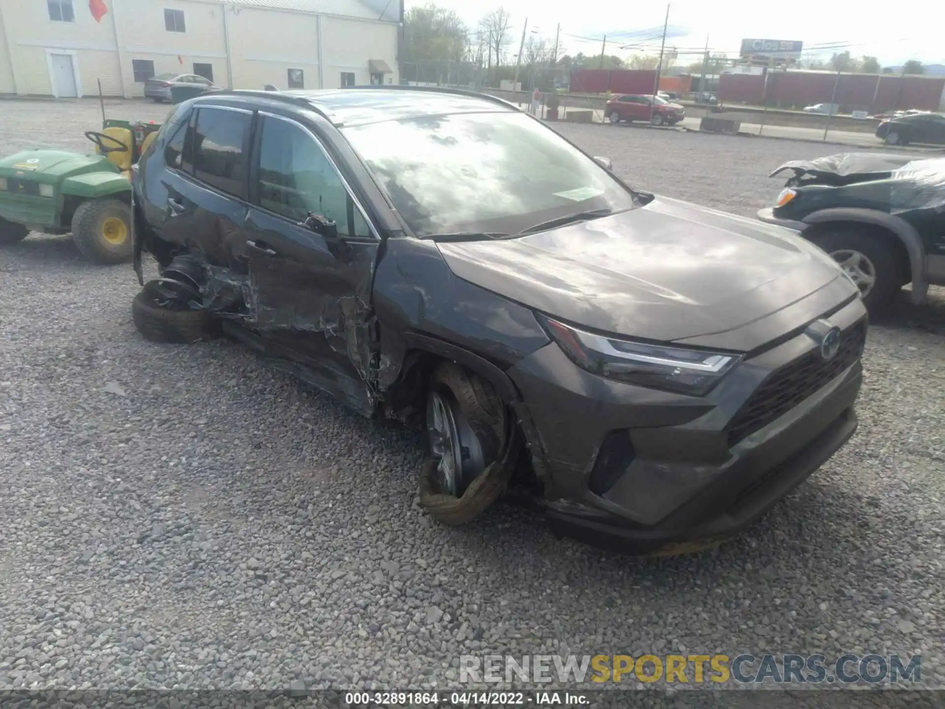 1 Photograph of a damaged car 4T3RWRFV8NU057644 TOYOTA RAV4 2022