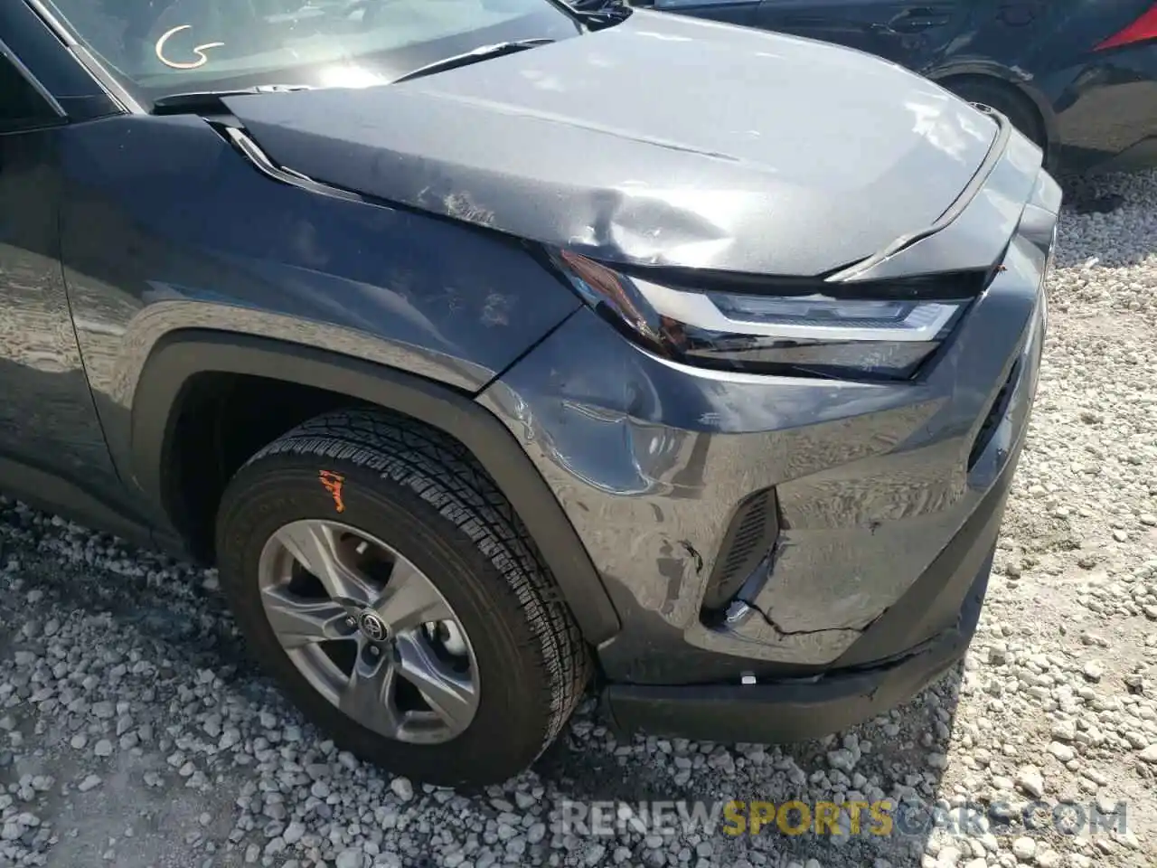 9 Photograph of a damaged car 4T3RWRFV8NU061967 TOYOTA RAV4 2022