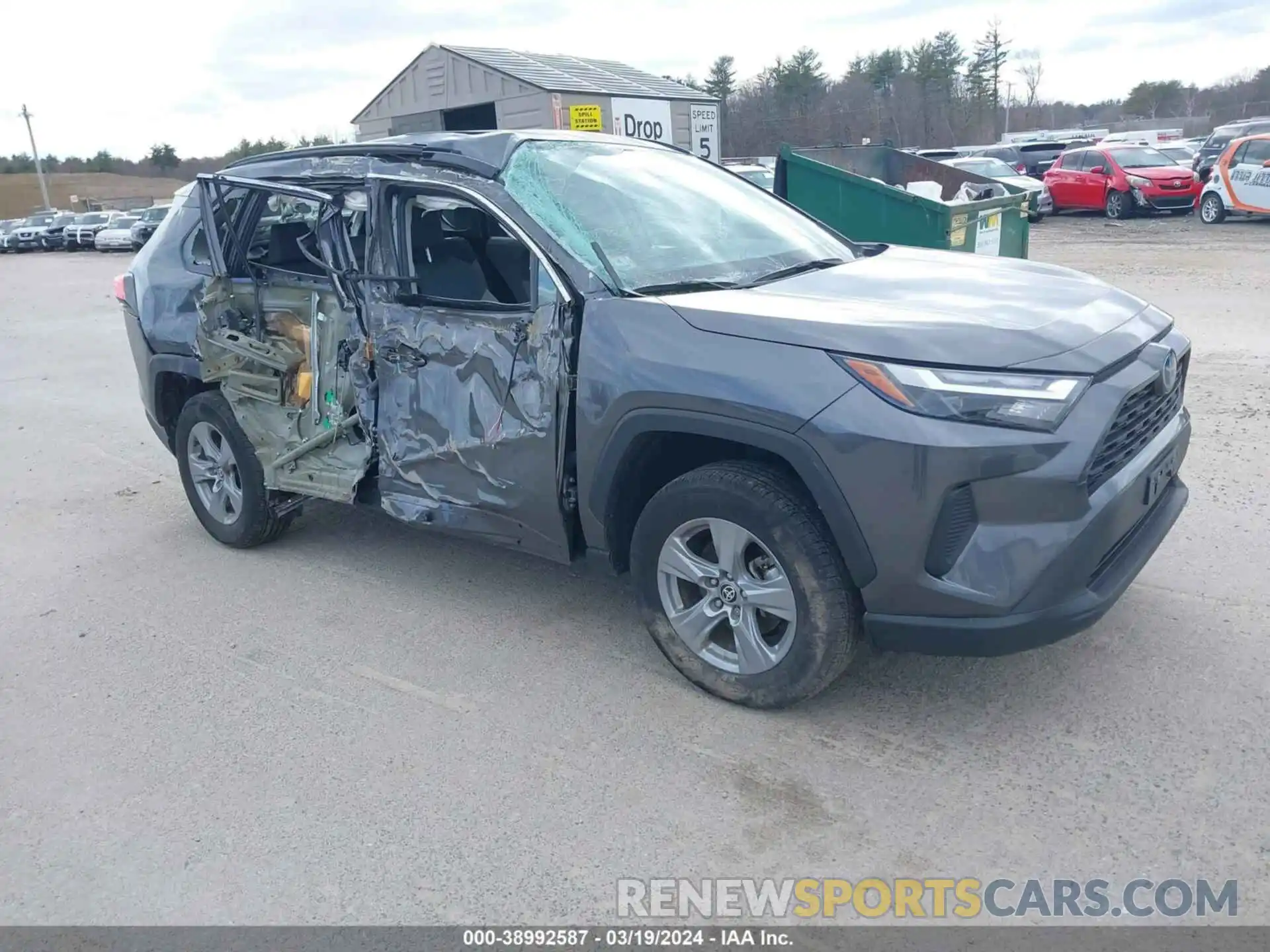 1 Photograph of a damaged car 4T3RWRFV9NU051660 TOYOTA RAV4 2022