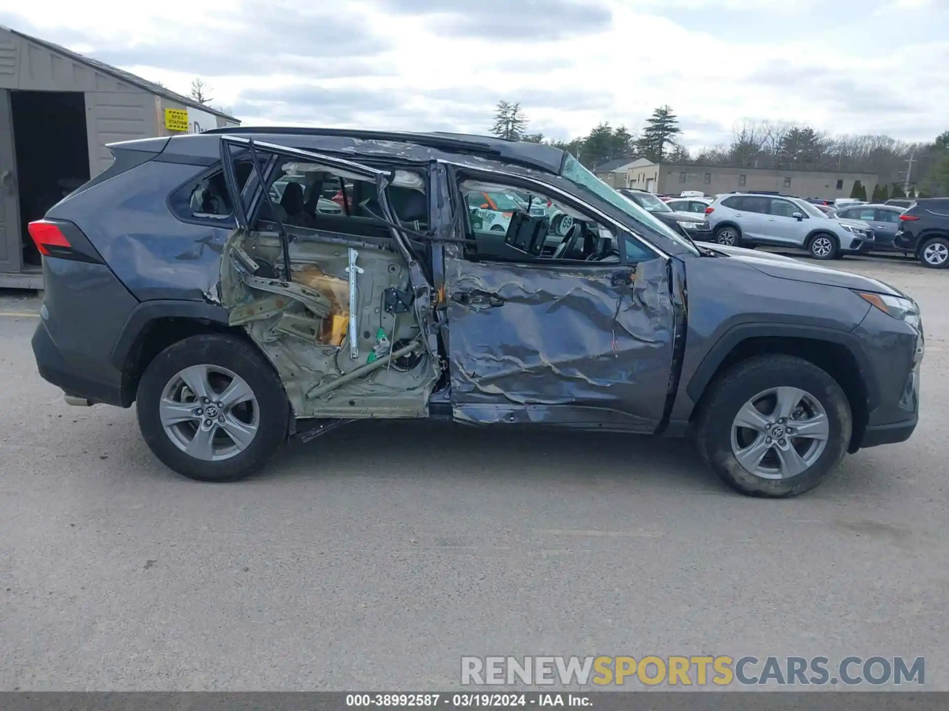 6 Photograph of a damaged car 4T3RWRFV9NU051660 TOYOTA RAV4 2022