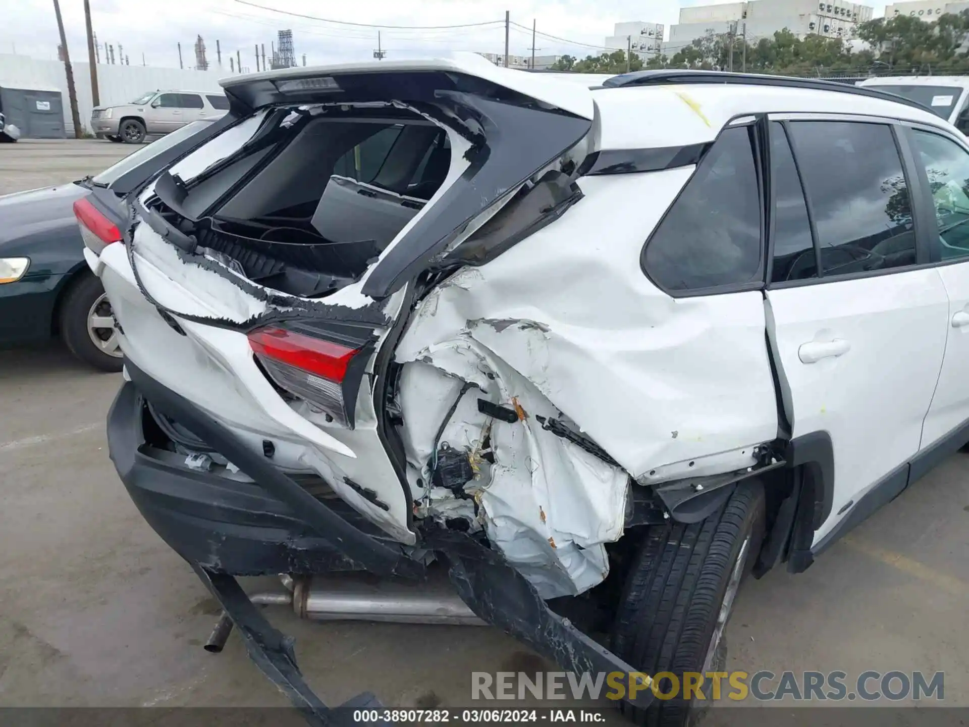 21 Photograph of a damaged car 4T3RWRFVXNU055152 TOYOTA RAV4 2022