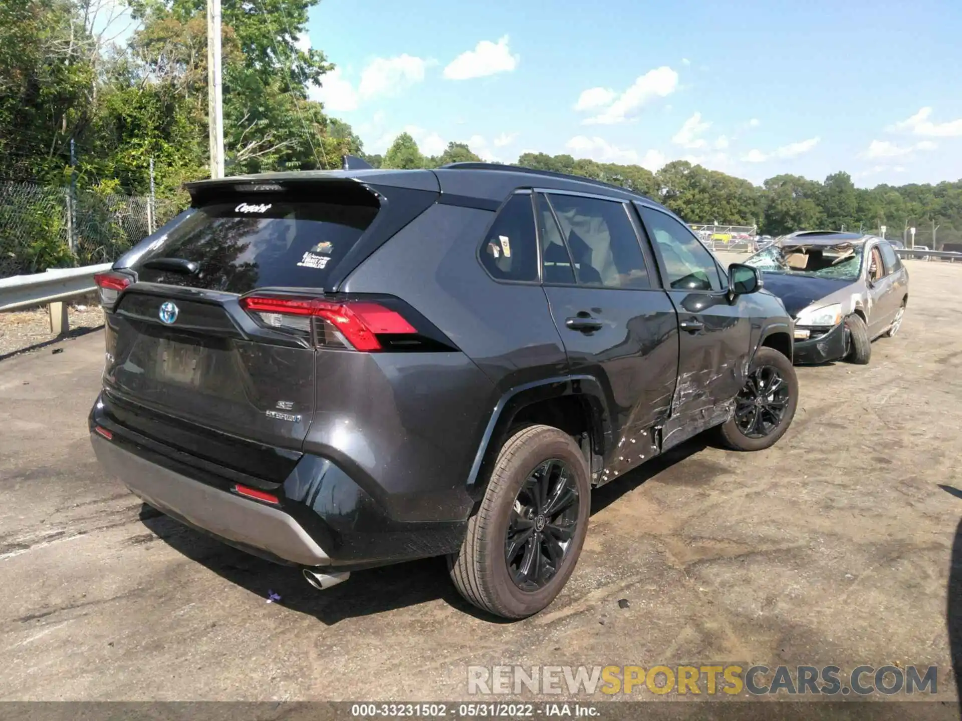 4 Photograph of a damaged car 4T3T6RFV1NU064764 TOYOTA RAV4 2022