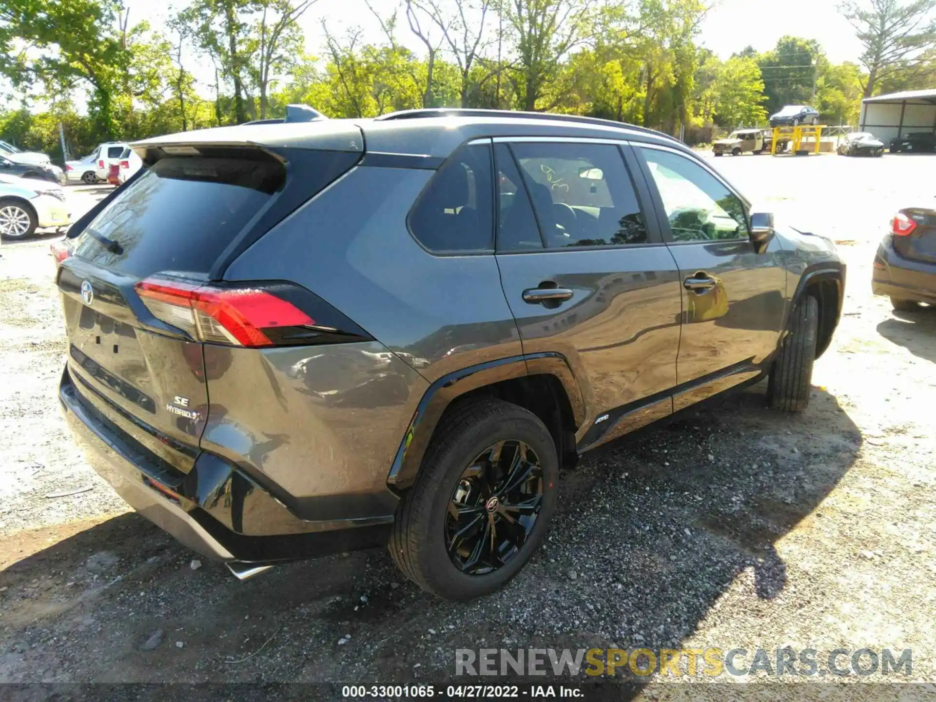 4 Photograph of a damaged car 4T3T6RFV5NU070163 TOYOTA RAV4 2022