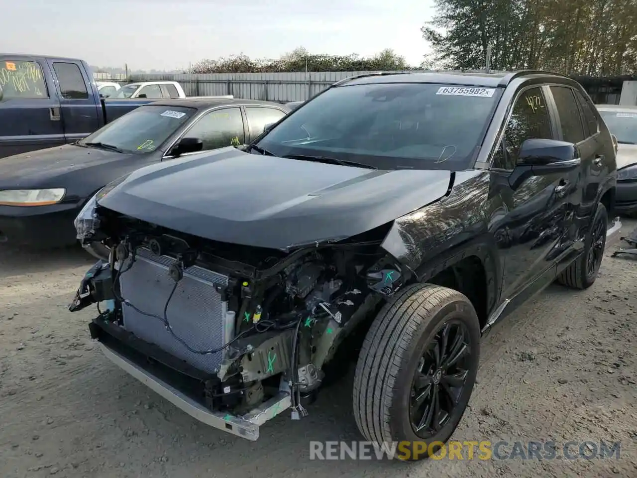 2 Photograph of a damaged car 4T3T6RFV8NU080105 TOYOTA RAV4 2022