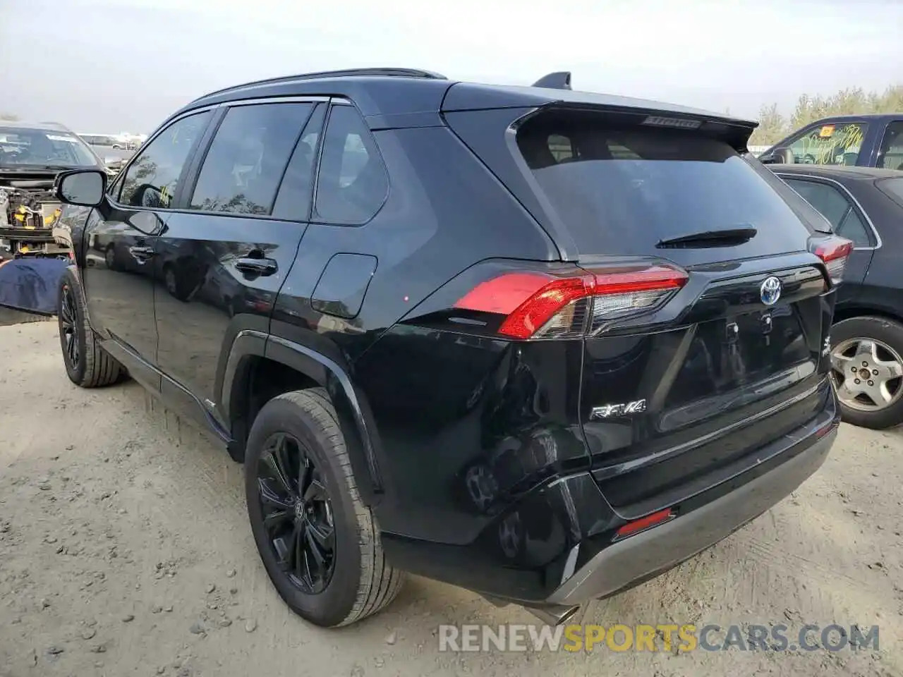 3 Photograph of a damaged car 4T3T6RFV8NU080105 TOYOTA RAV4 2022