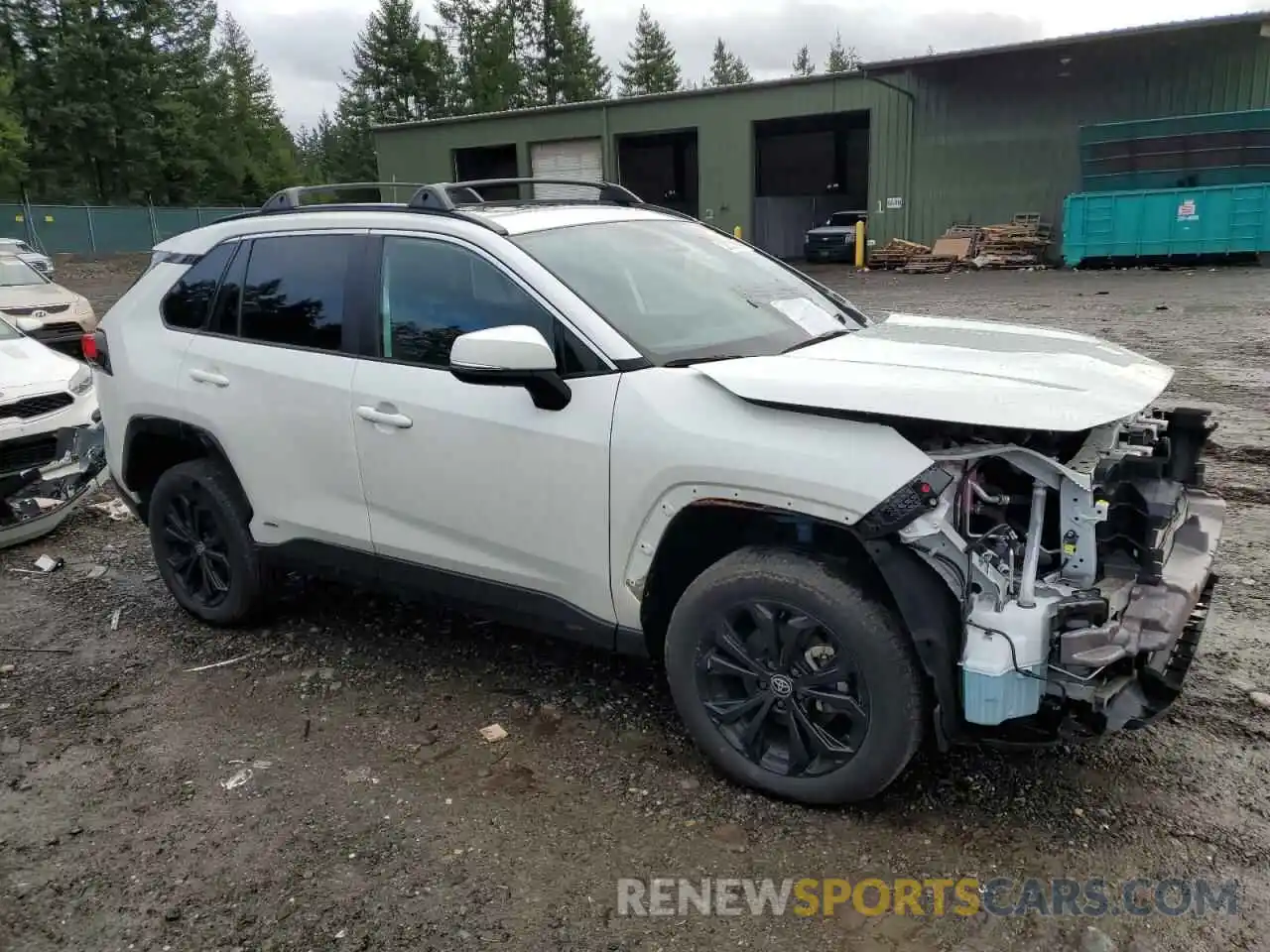 4 Photograph of a damaged car 4T3T6RFV9NU068092 TOYOTA RAV4 2022