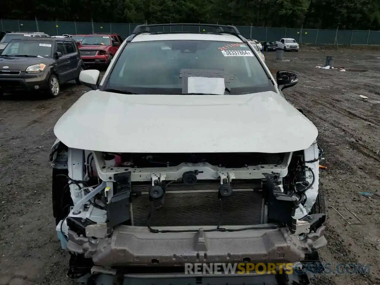 5 Photograph of a damaged car 4T3T6RFV9NU068092 TOYOTA RAV4 2022