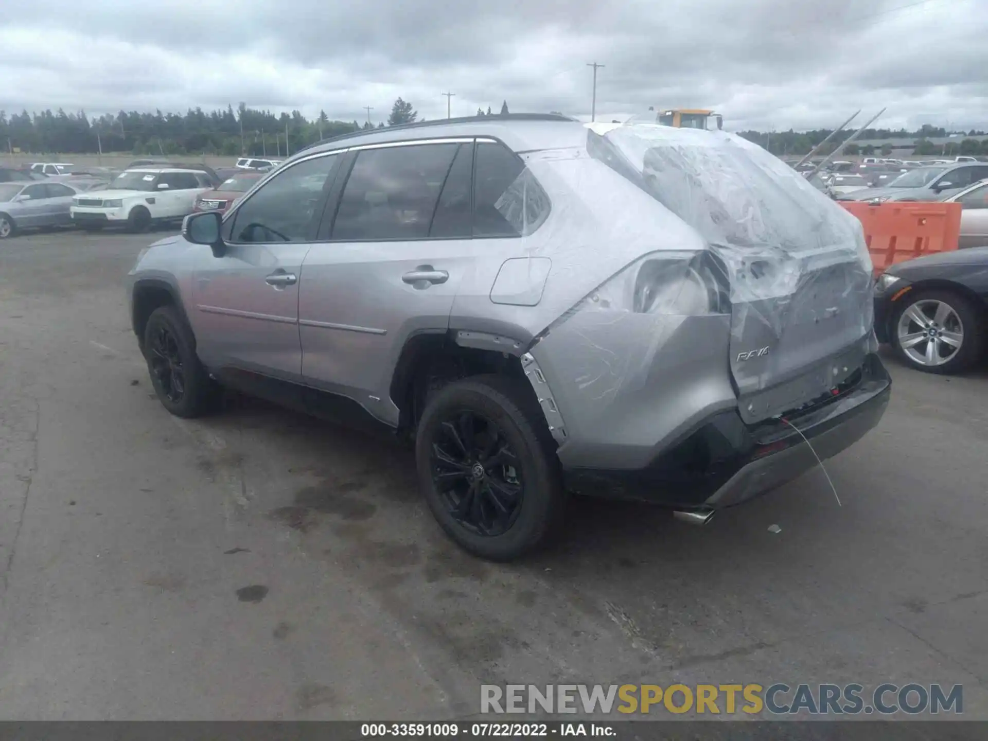 3 Photograph of a damaged car 4T3T6RFVXNU070160 TOYOTA RAV4 2022