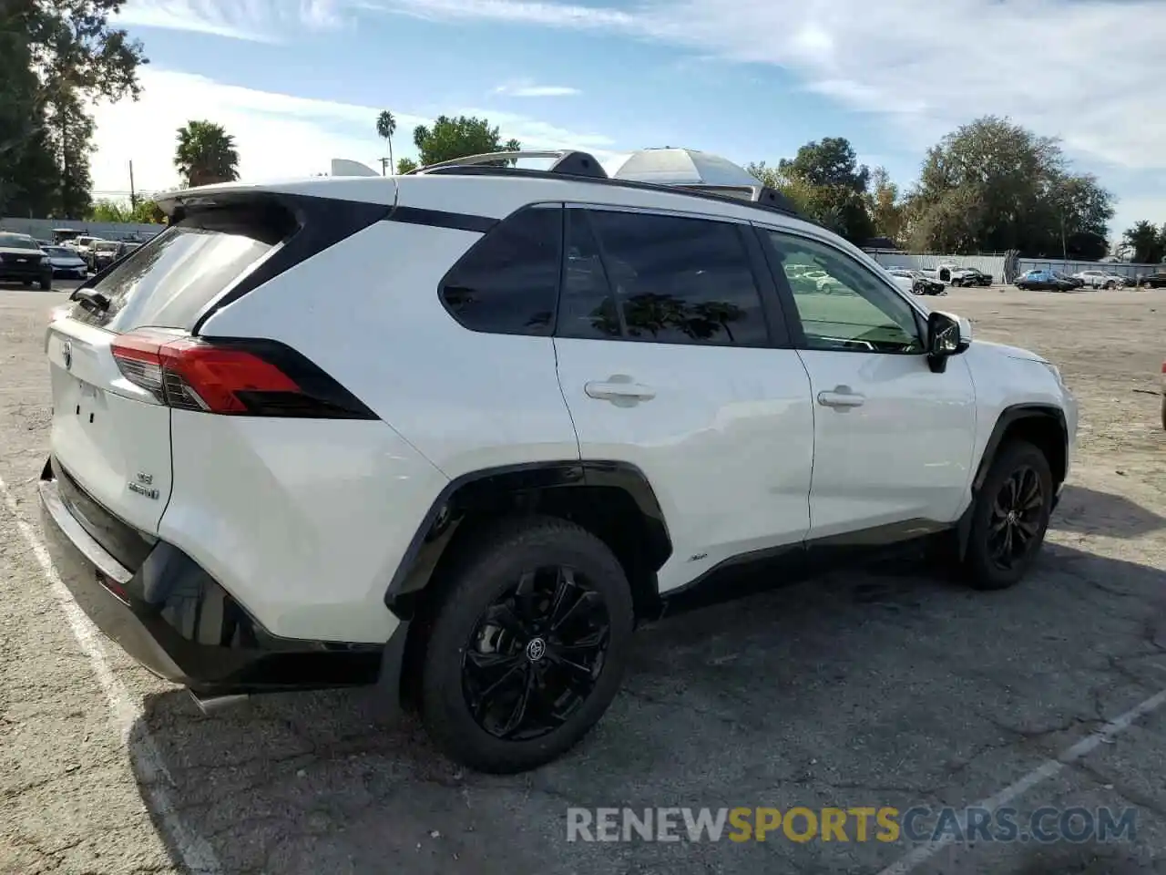 3 Photograph of a damaged car JTM16RFV1ND529922 TOYOTA RAV4 2022