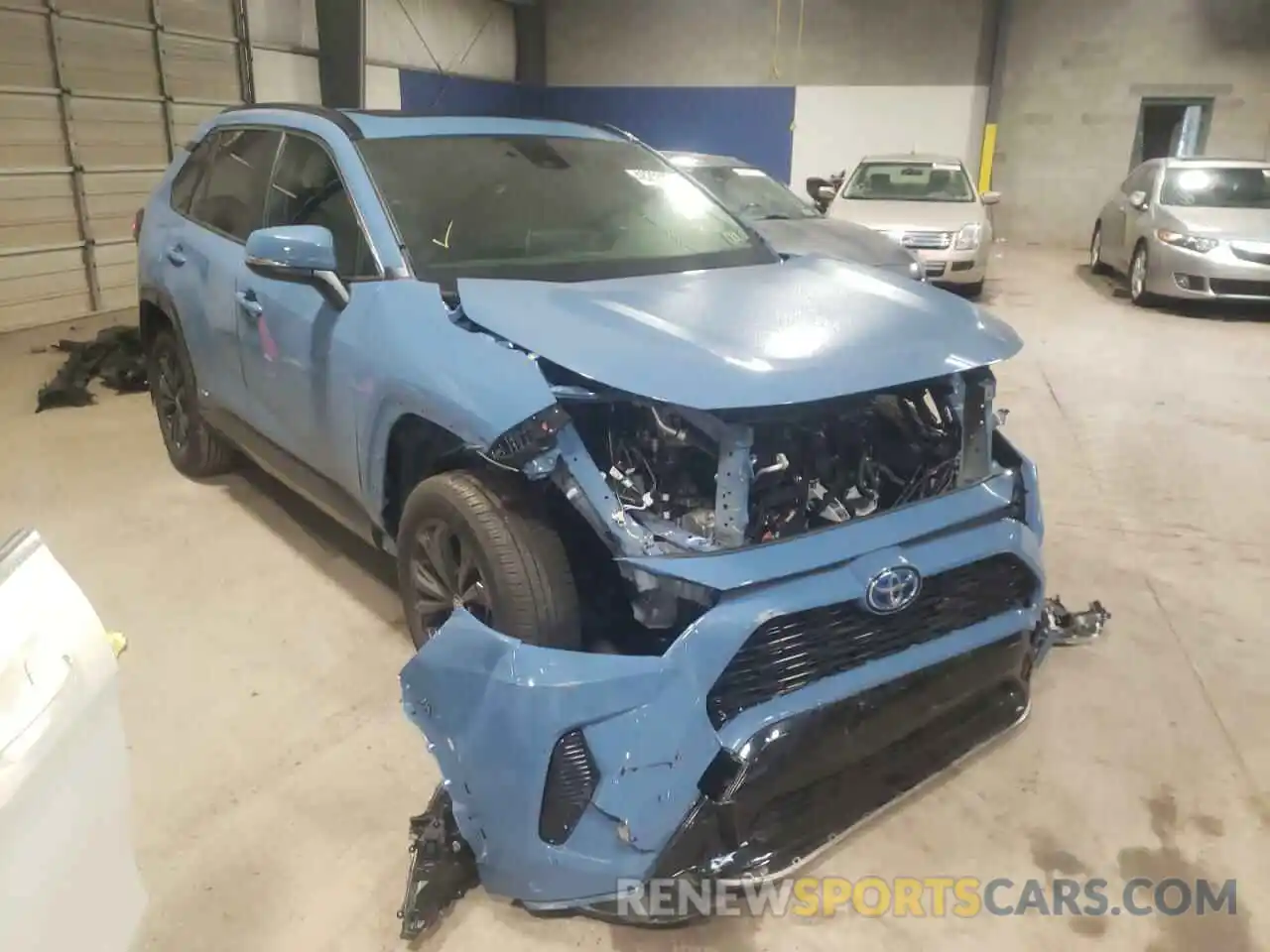 1 Photograph of a damaged car JTM16RFV9ND049708 TOYOTA RAV4 2022