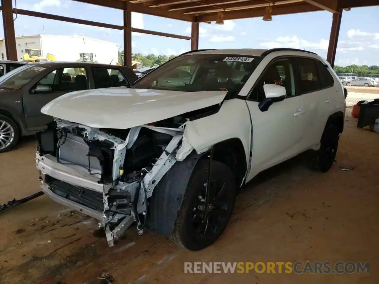 2 Photograph of a damaged car JTM16RFVXNJ017268 TOYOTA RAV4 2022