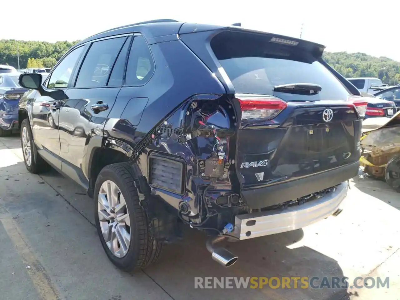 3 Photograph of a damaged car JTMA1RFV1ND089487 TOYOTA RAV4 2022