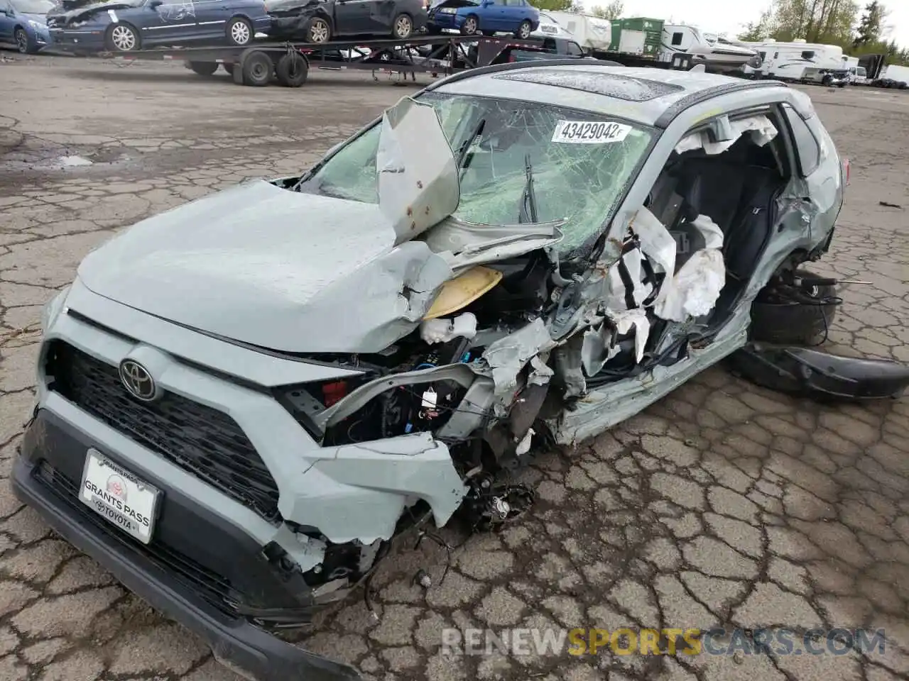 2 Photograph of a damaged car JTMA1RFV6ND085922 TOYOTA RAV4 2022